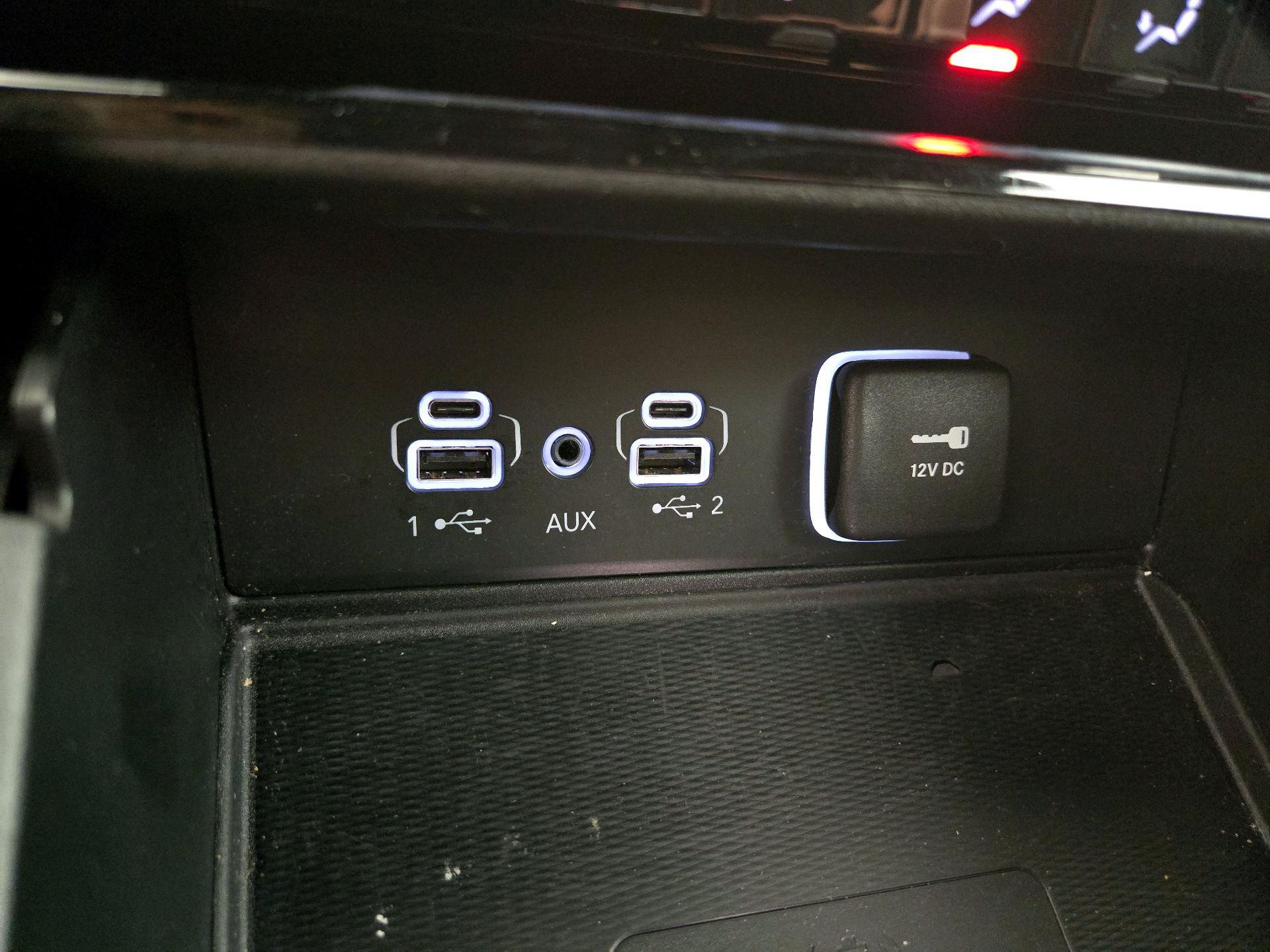 Thumbnail: 2023 Jeep Grand Cherokee - 18