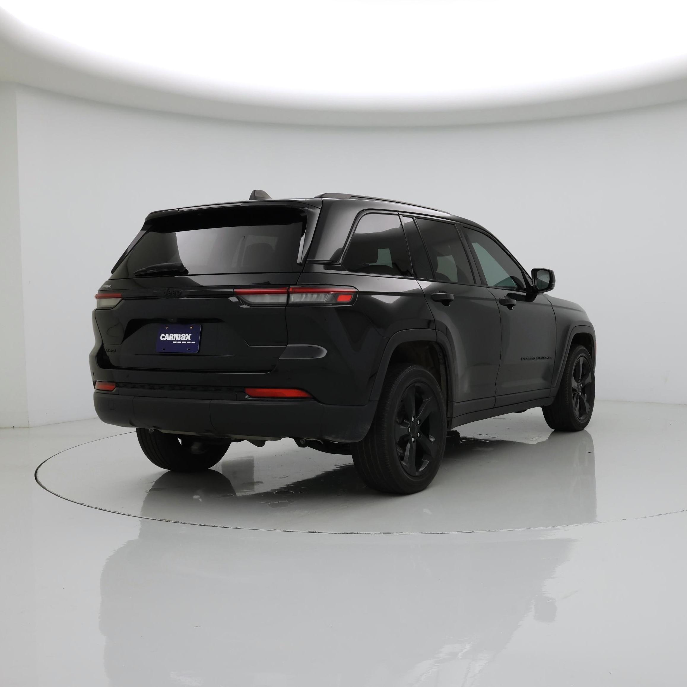 Thumbnail: 2023 Jeep Grand Cherokee - 8