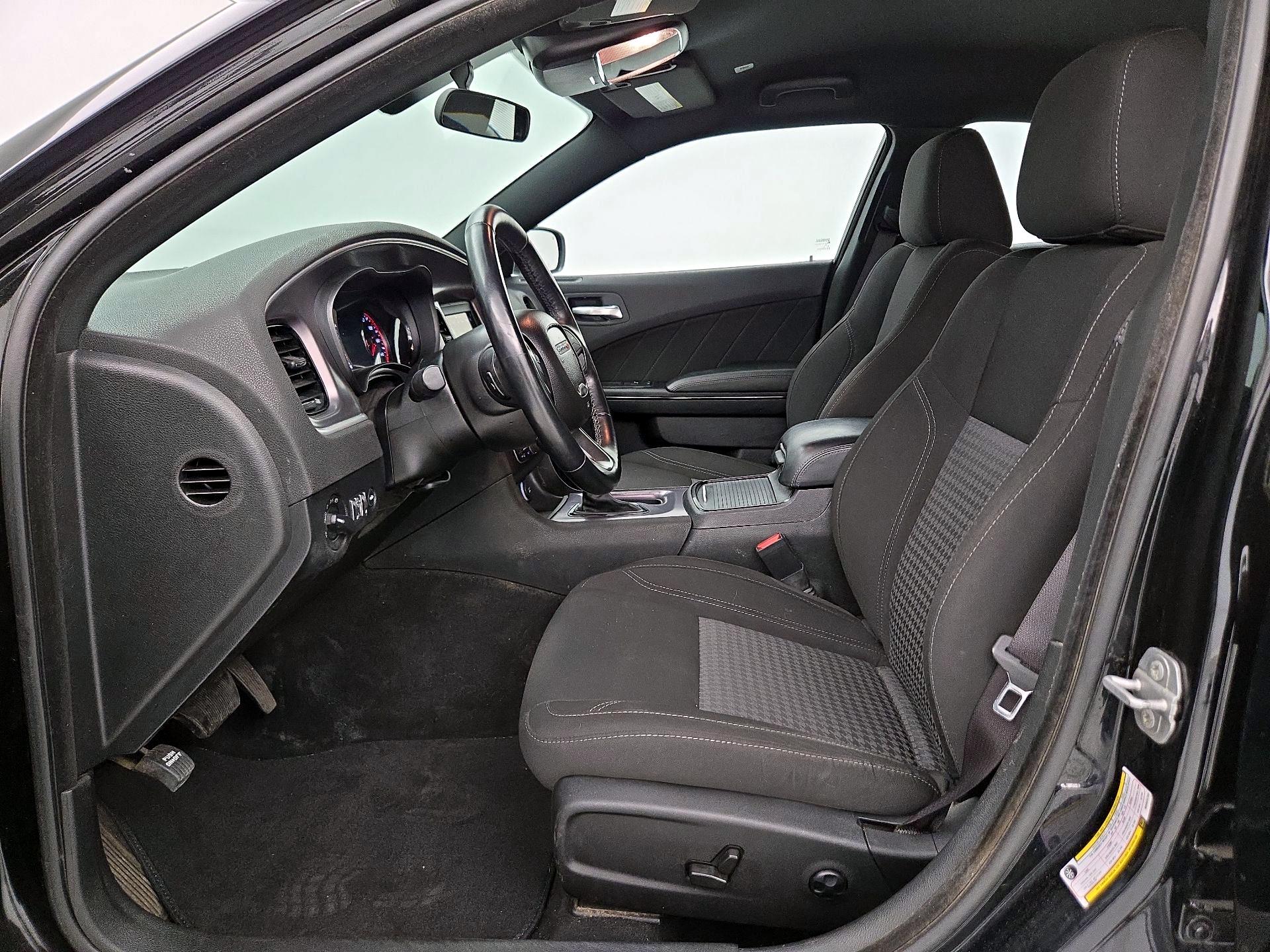 Thumbnail: 2021 Dodge Charger - 11