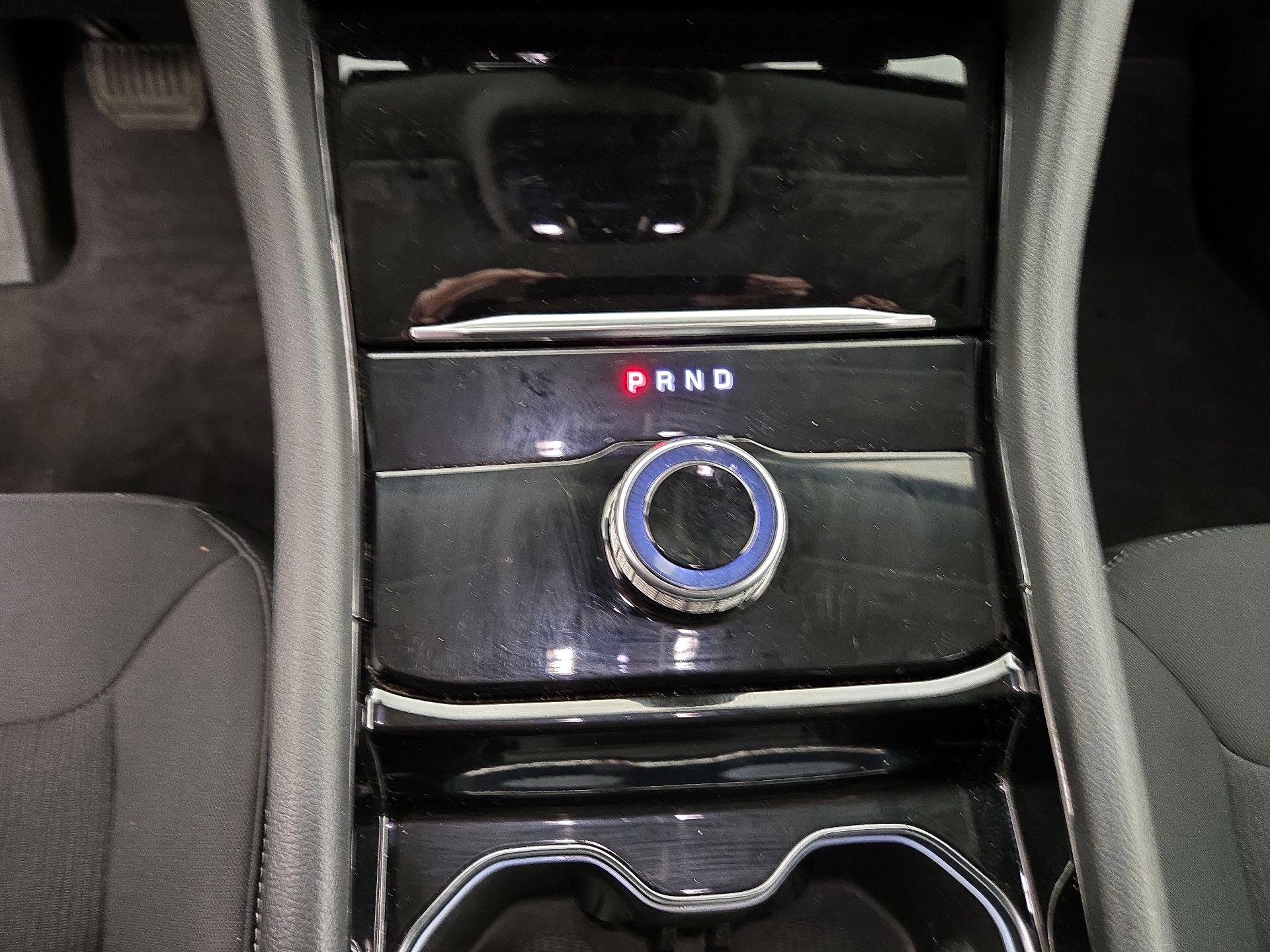 Thumbnail: 2022 Jeep Grand Cherokee - 17