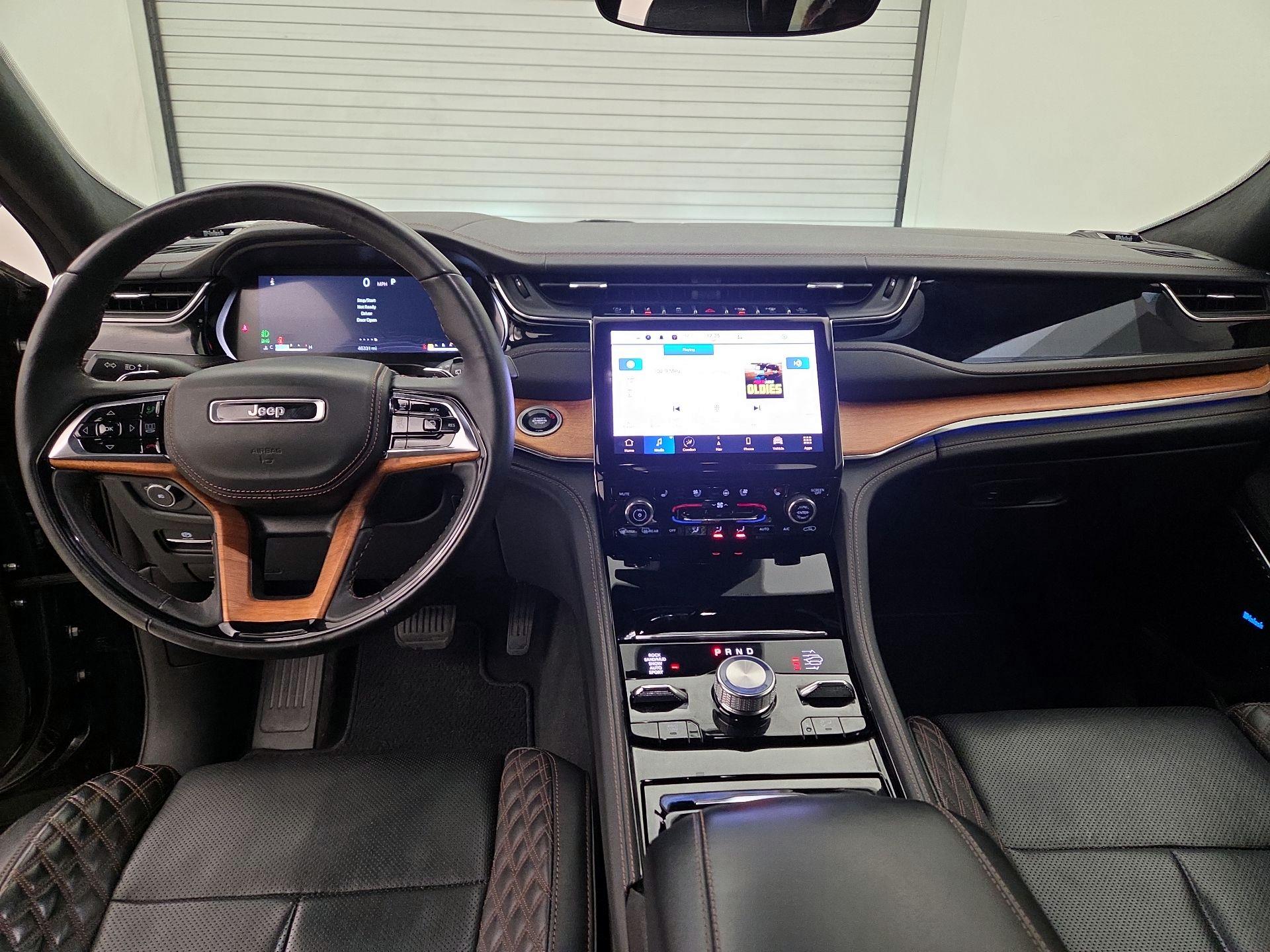 Thumbnail: 2022 Jeep Grand Cherokee - 9