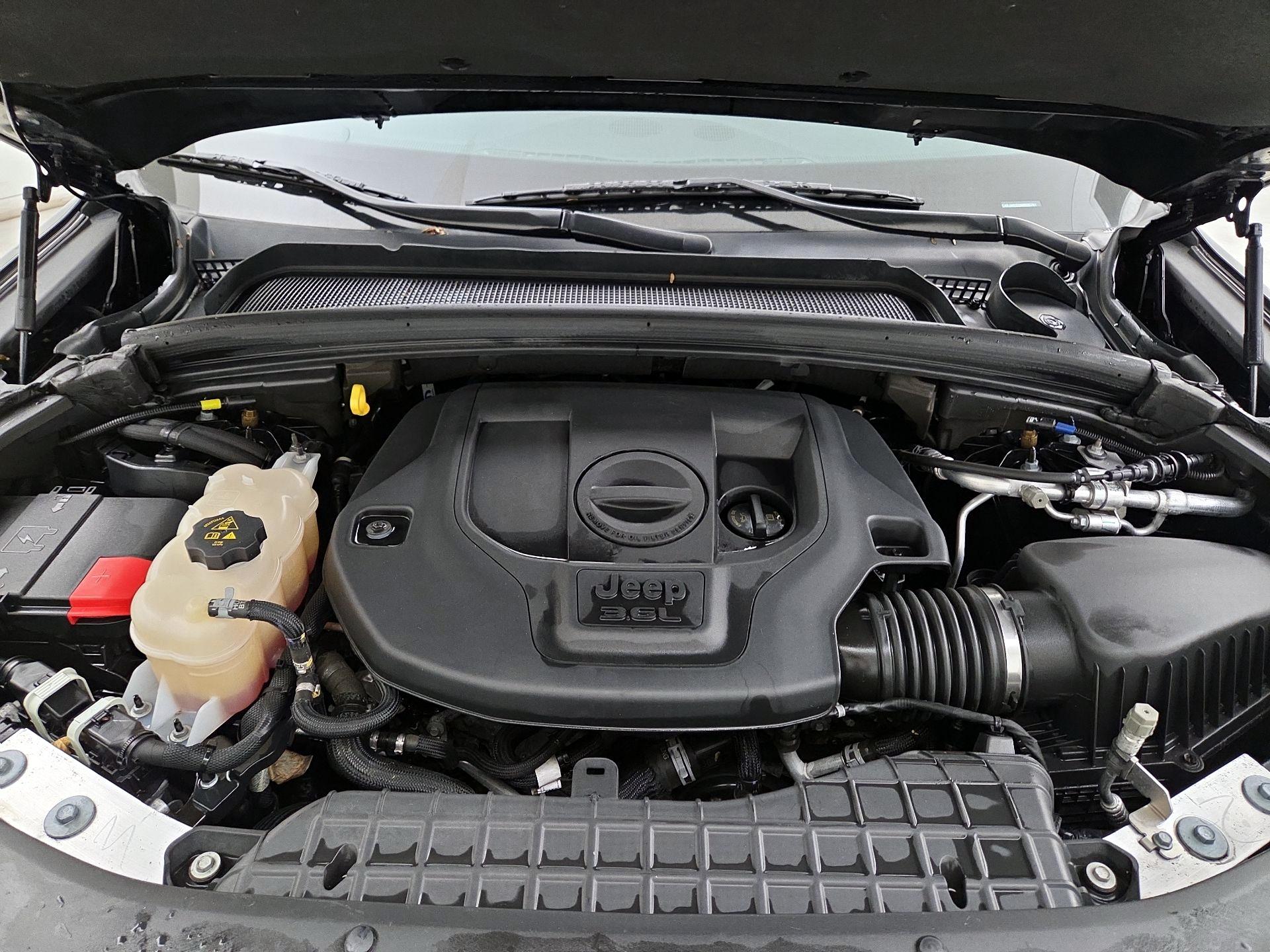 Thumbnail: 2022 Jeep Grand Cherokee - 20