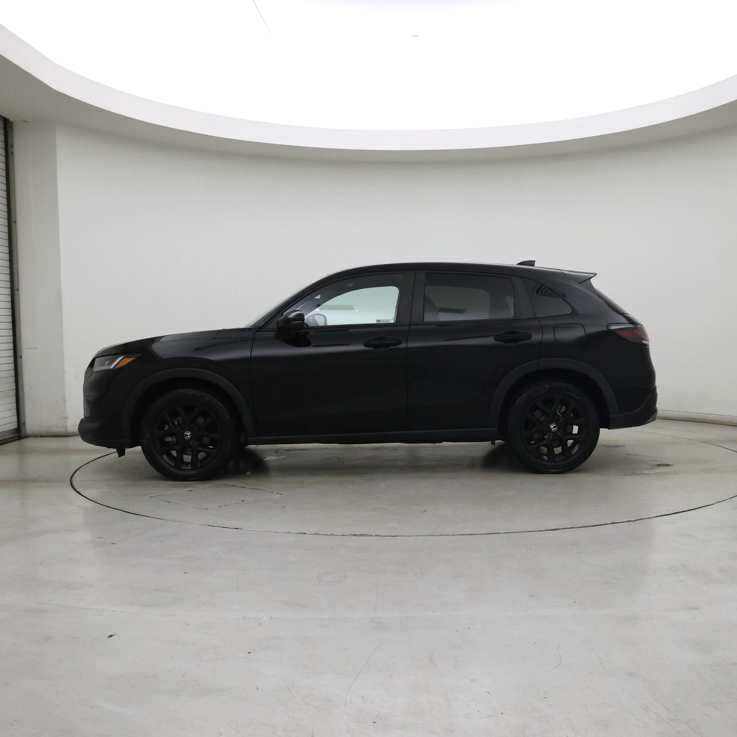 Thumbnail: 2023 Honda HR-V - 3
