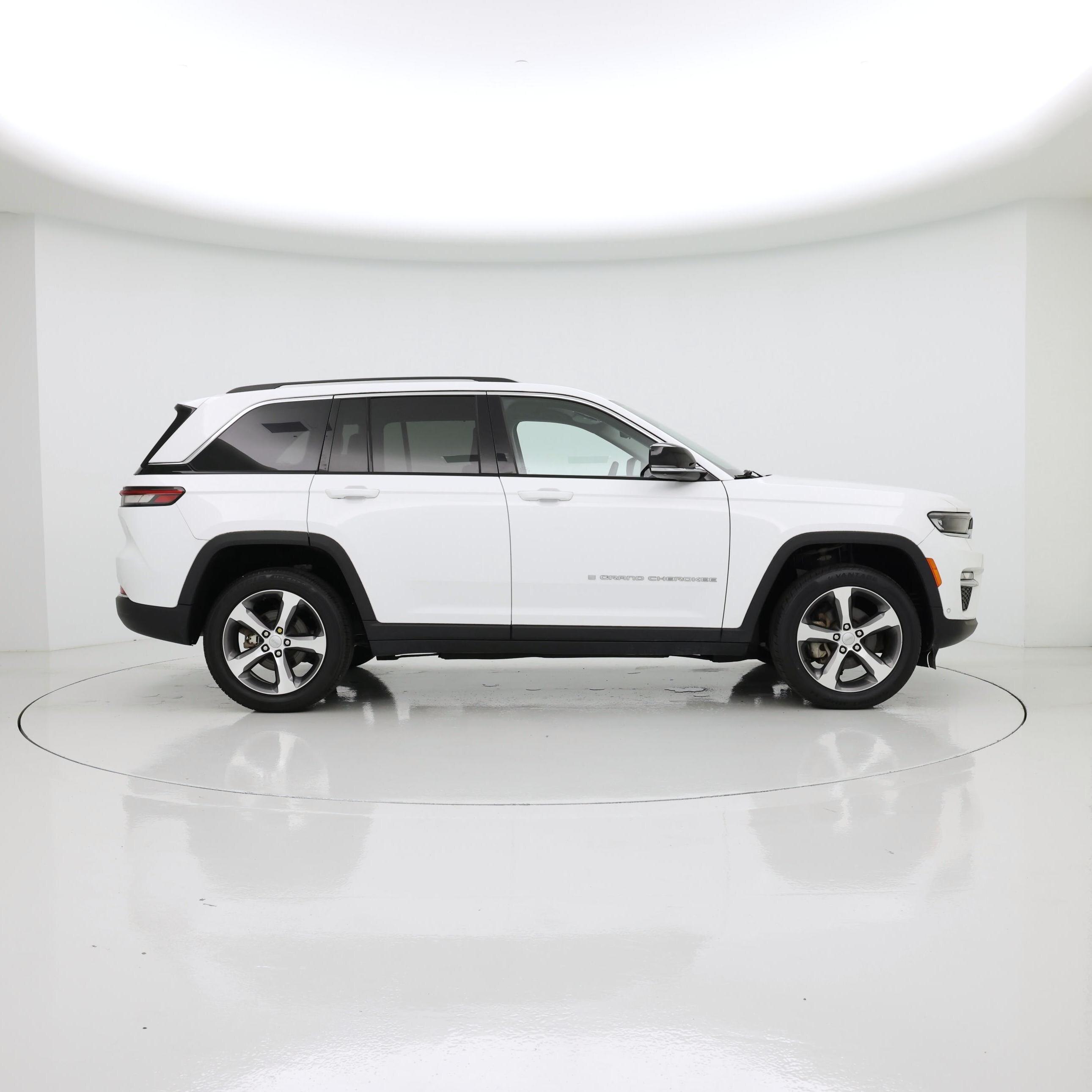 Thumbnail: 2023 Jeep Grand Cherokee - 7