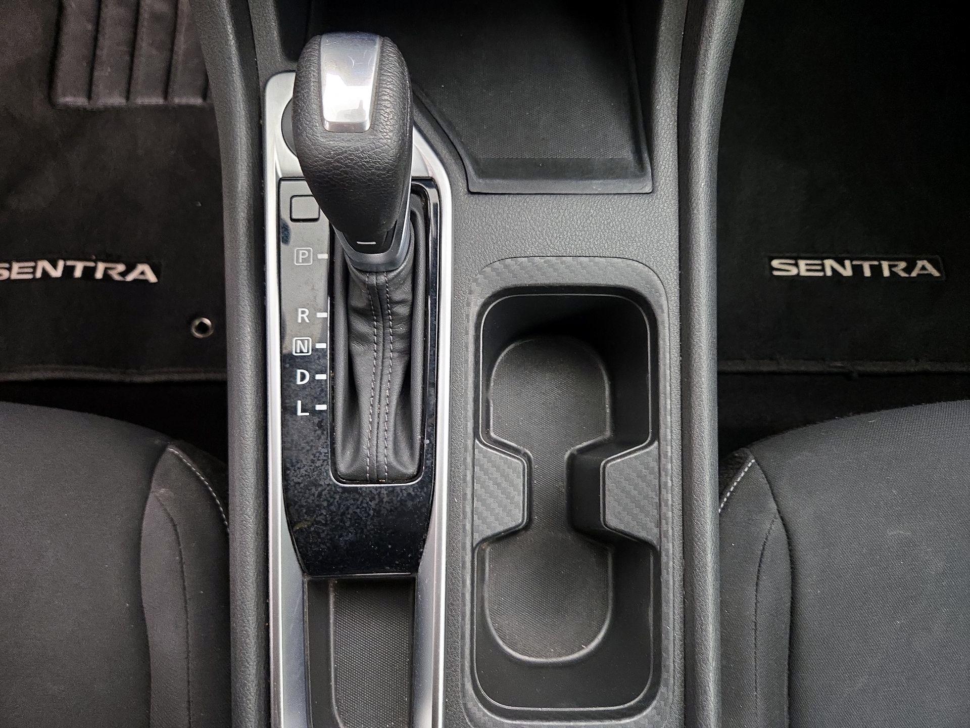 Thumbnail: 2023 Nissan Sentra - 17