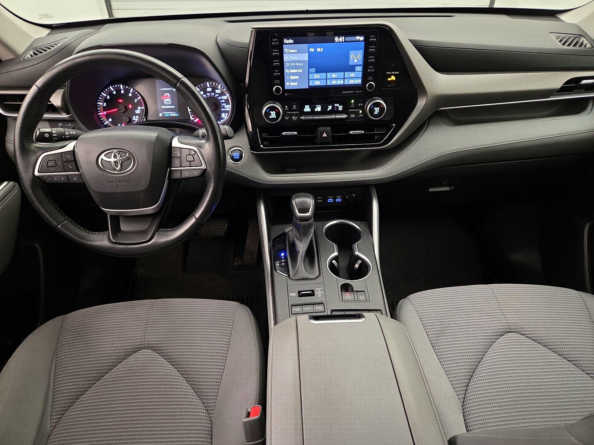 Thumbnail: 2022 Toyota Highlander - 9