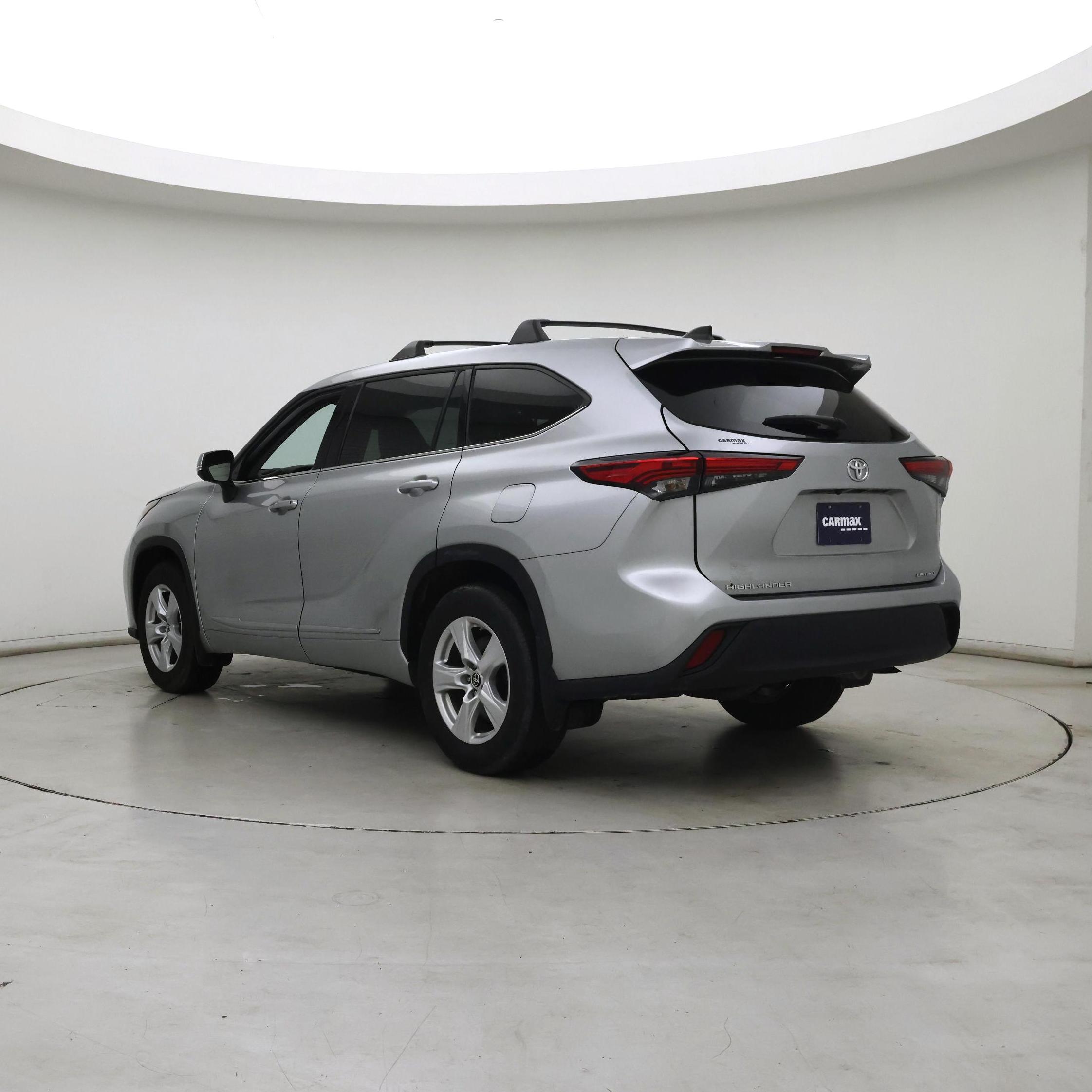 Thumbnail: 2022 Toyota Highlander - 2