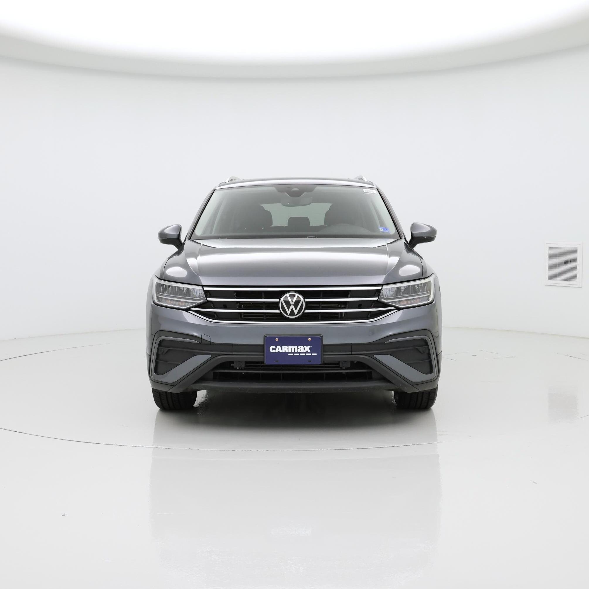 Thumbnail: 2022 Volkswagen Tiguan - 5