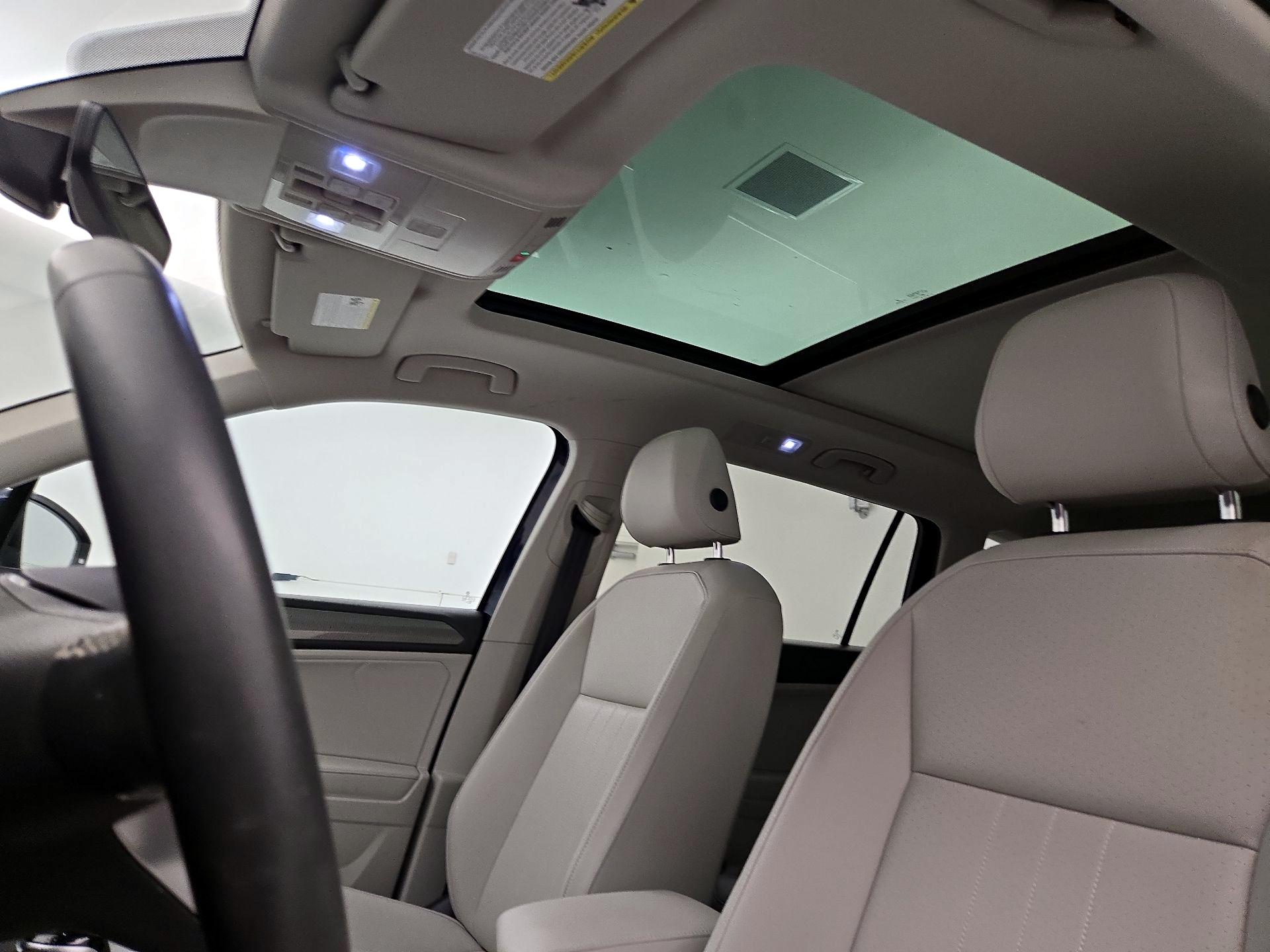 Thumbnail: 2023 Volkswagen Tiguan - 19