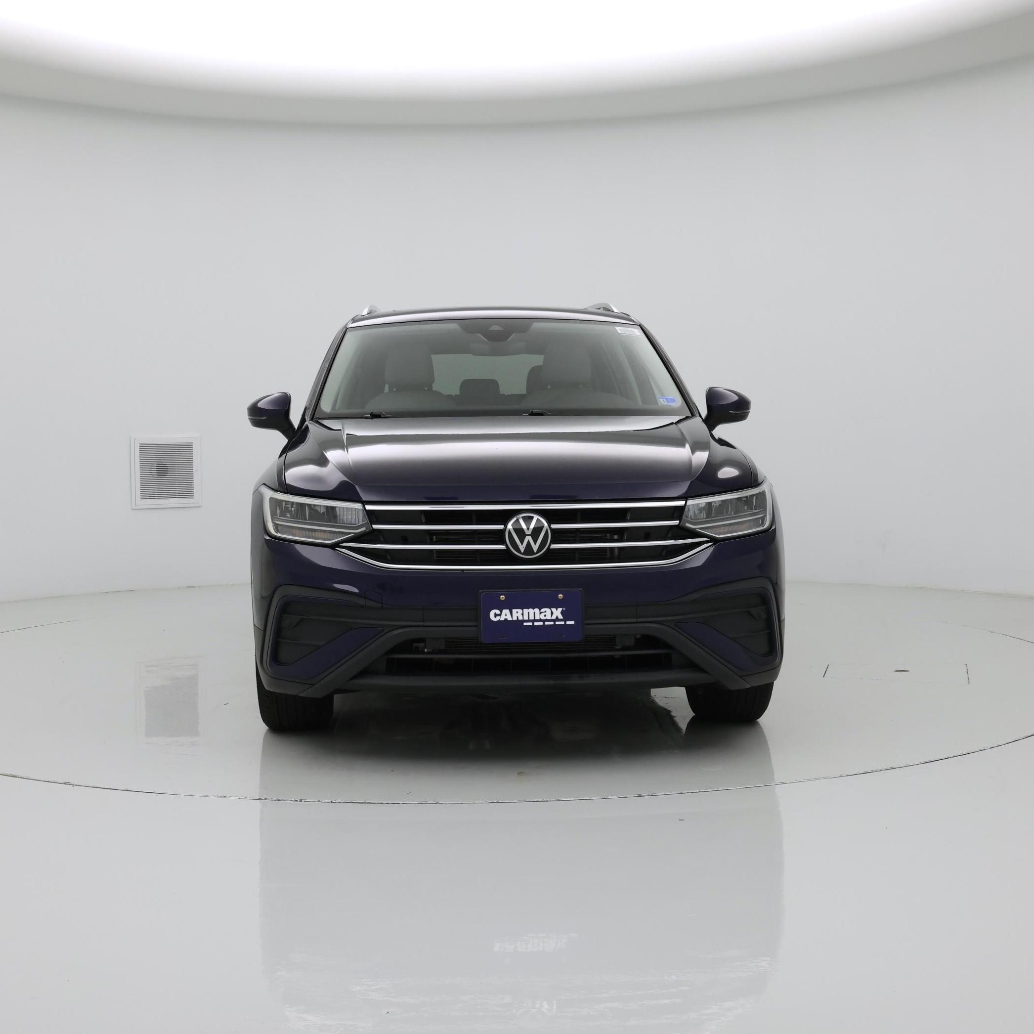 Thumbnail: 2023 Volkswagen Tiguan - 5