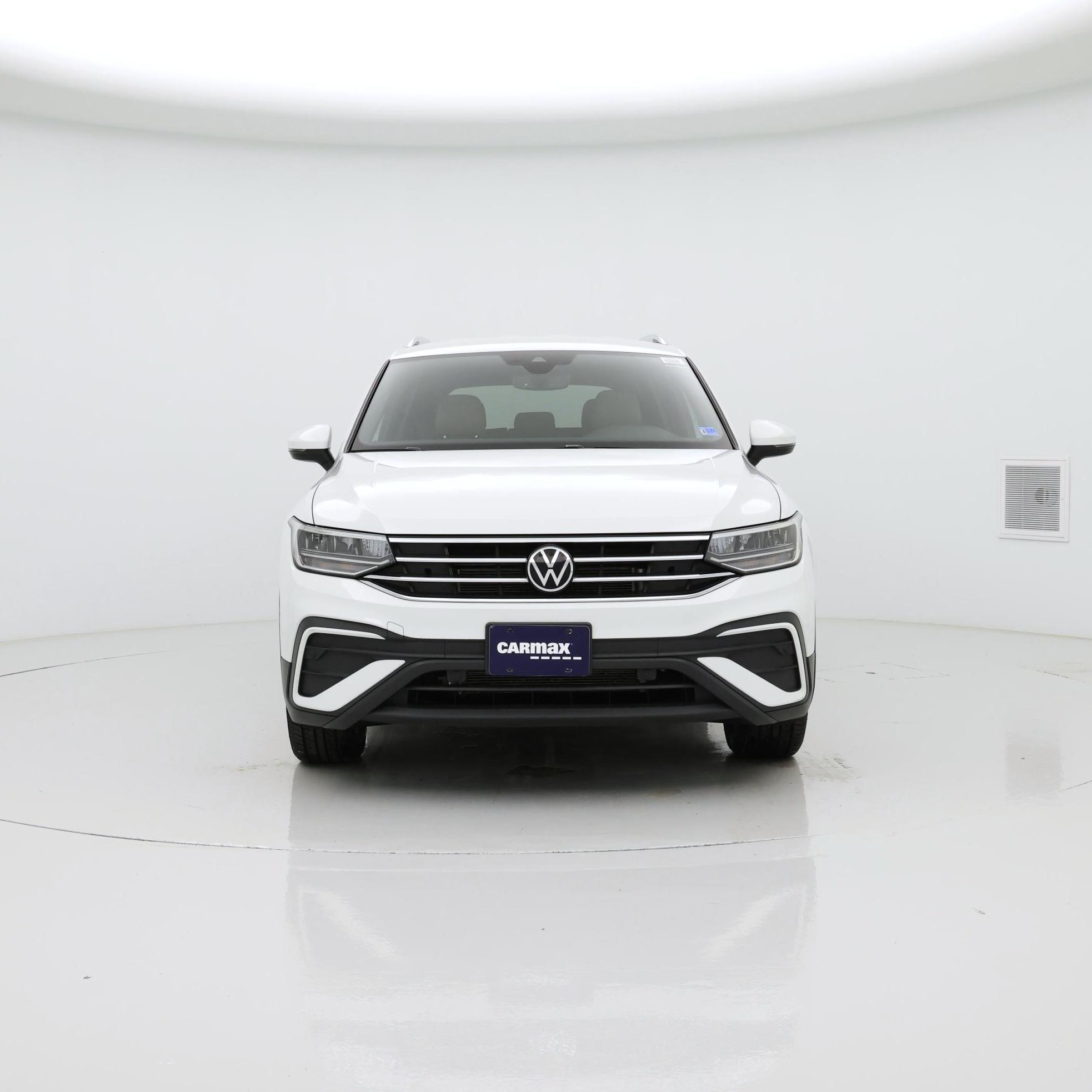 Thumbnail: 2022 Volkswagen Tiguan - 5