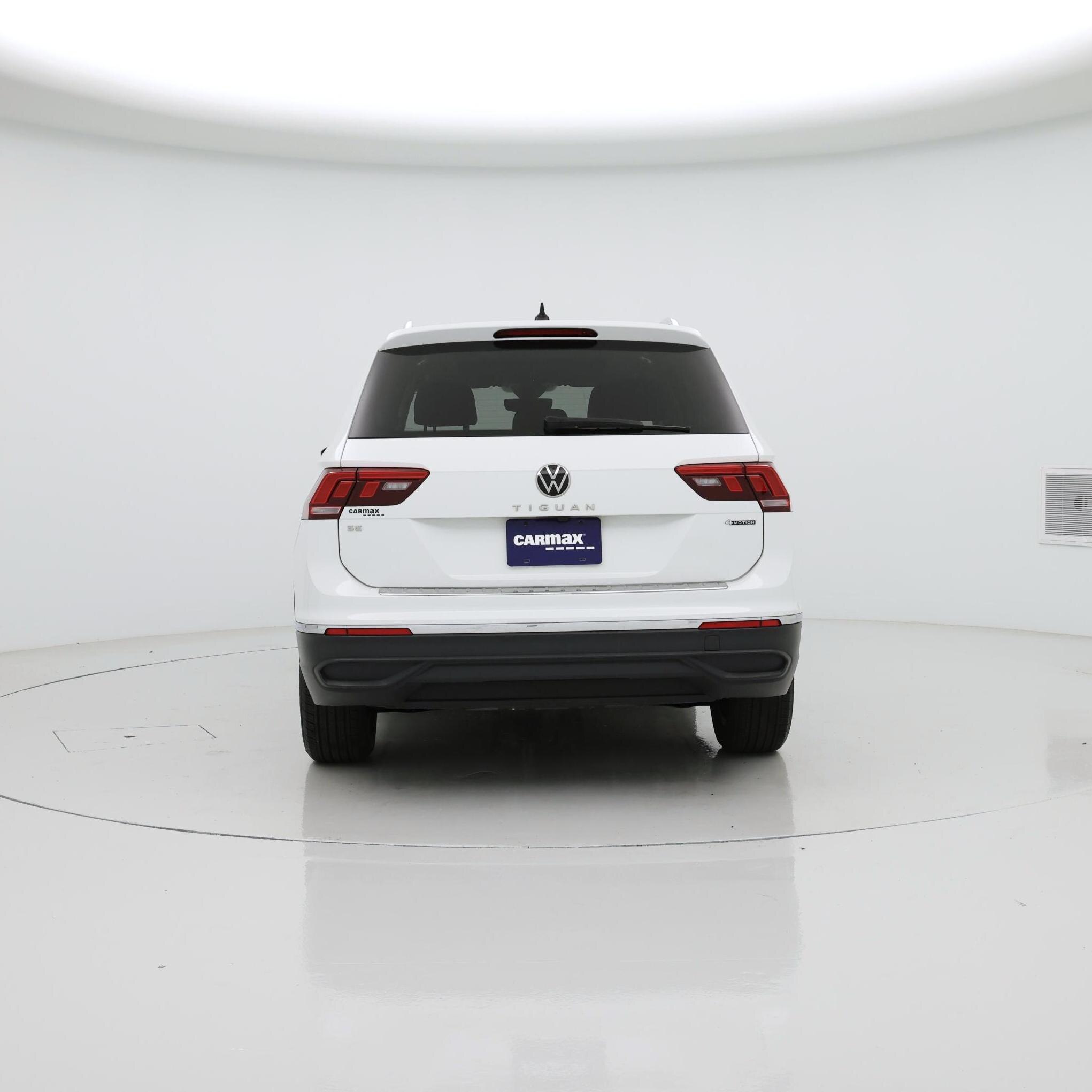 Thumbnail: 2022 Volkswagen Tiguan - 6