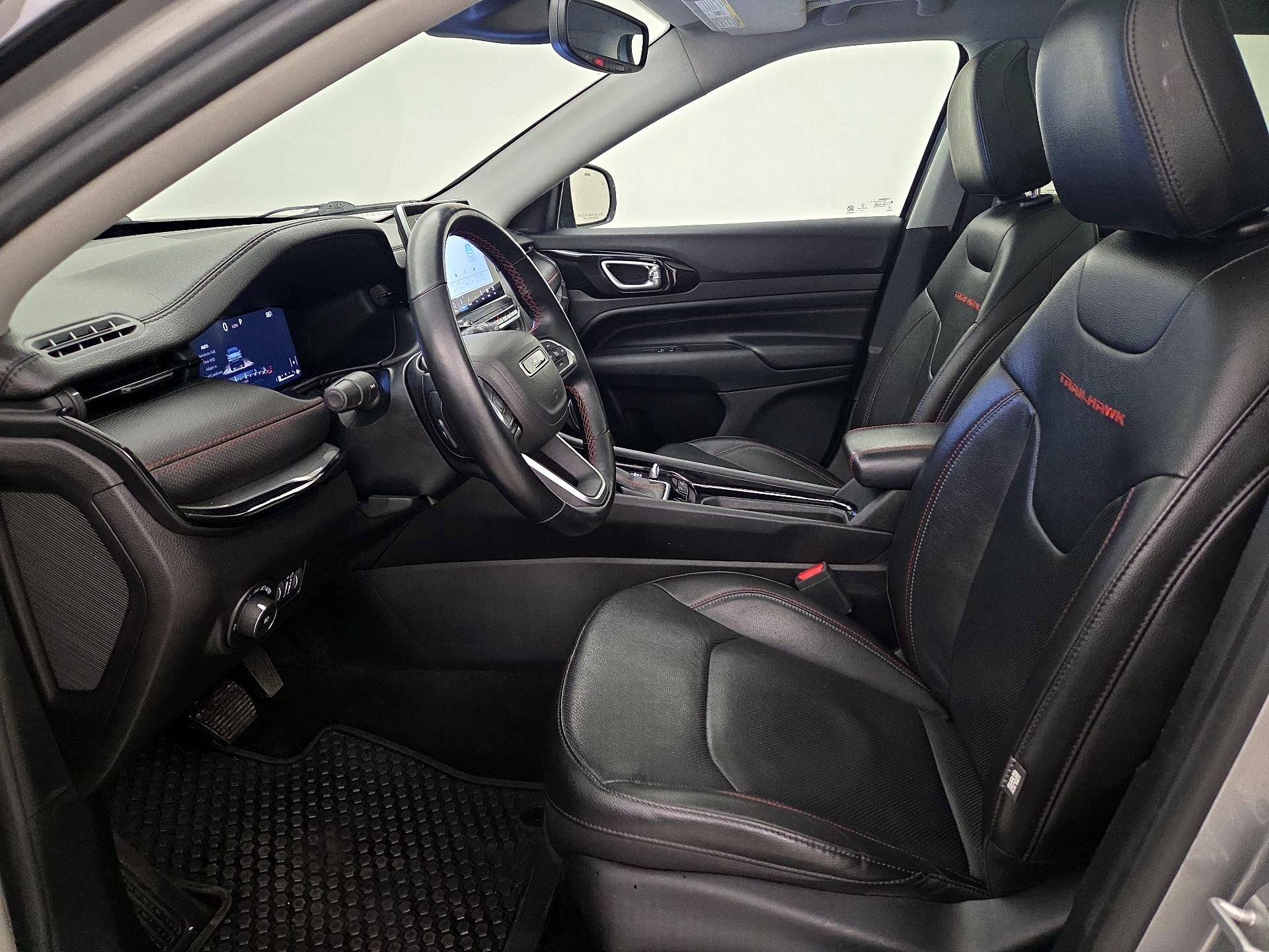 Thumbnail: 2022 Jeep Compass - 11