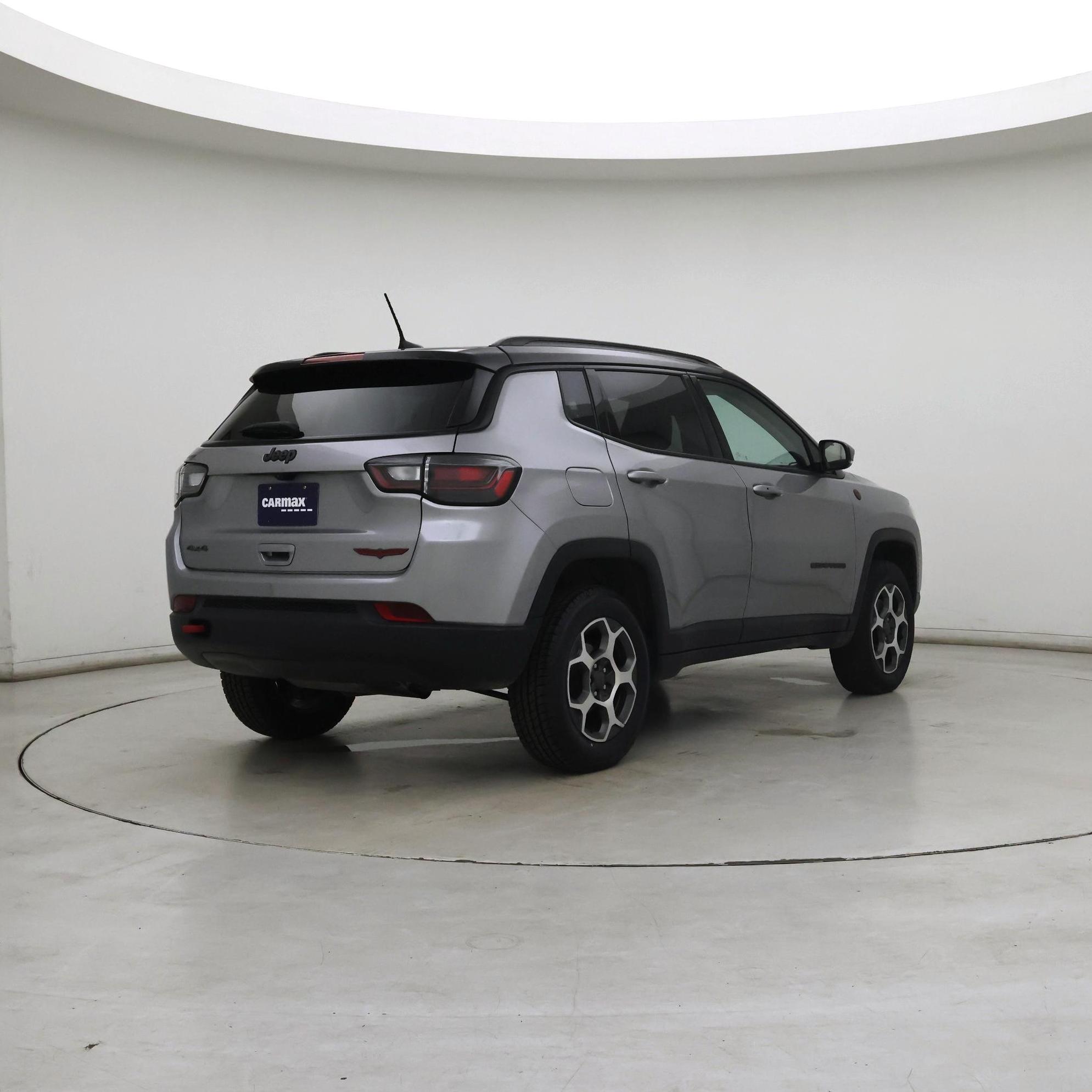 Thumbnail: 2022 Jeep Compass - 8