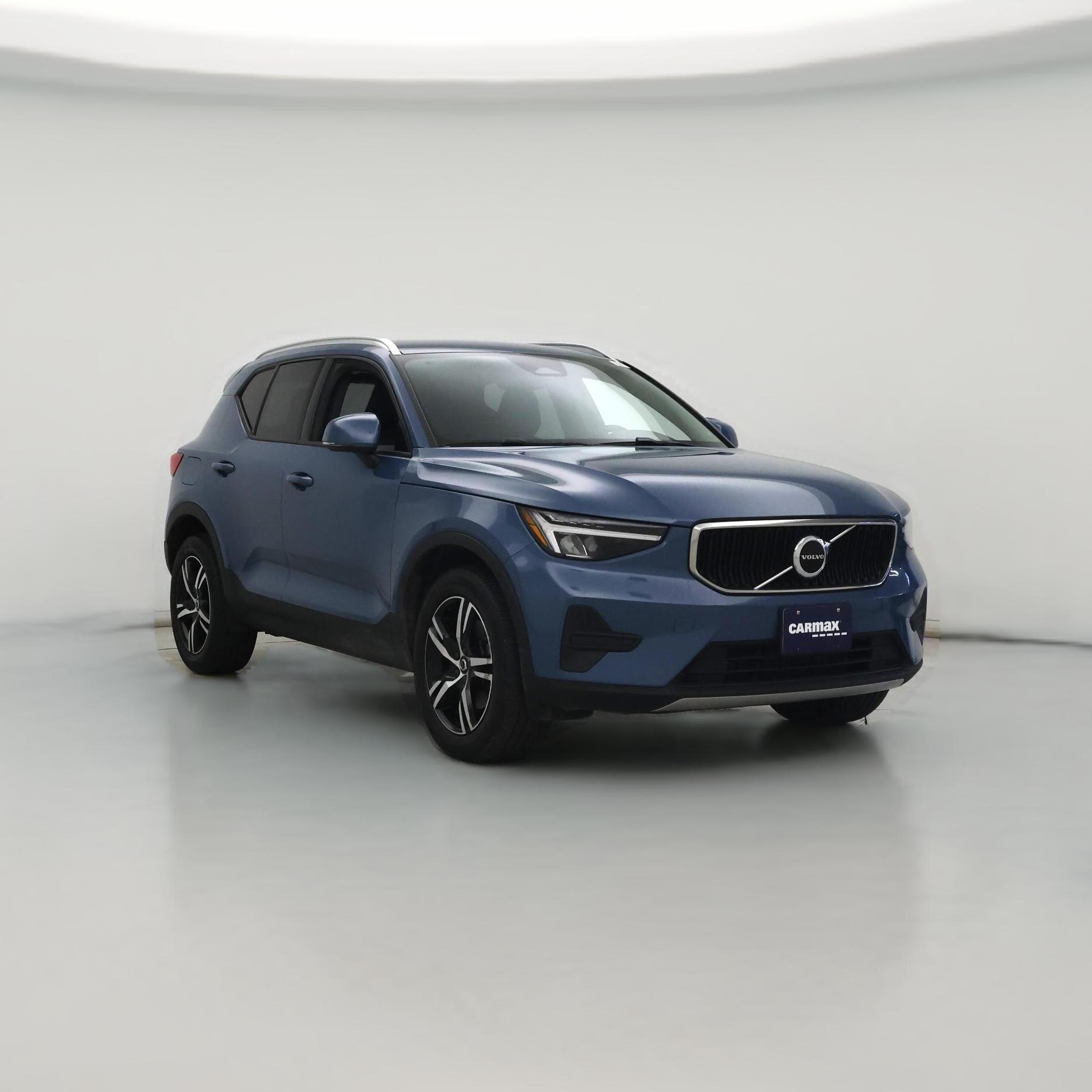 Thumbnail: 2023 Volvo XC40 - 1