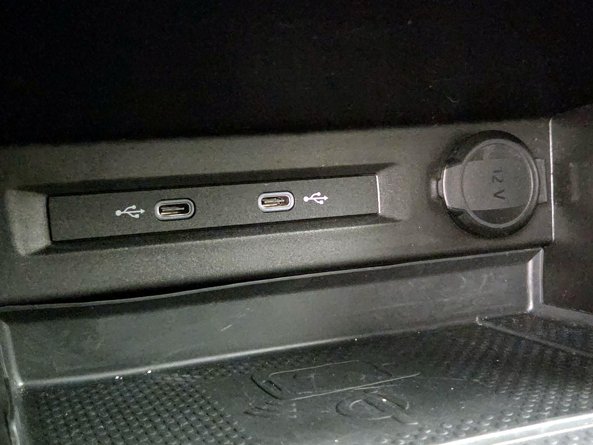 Thumbnail: 2023 Volkswagen Tiguan - 18