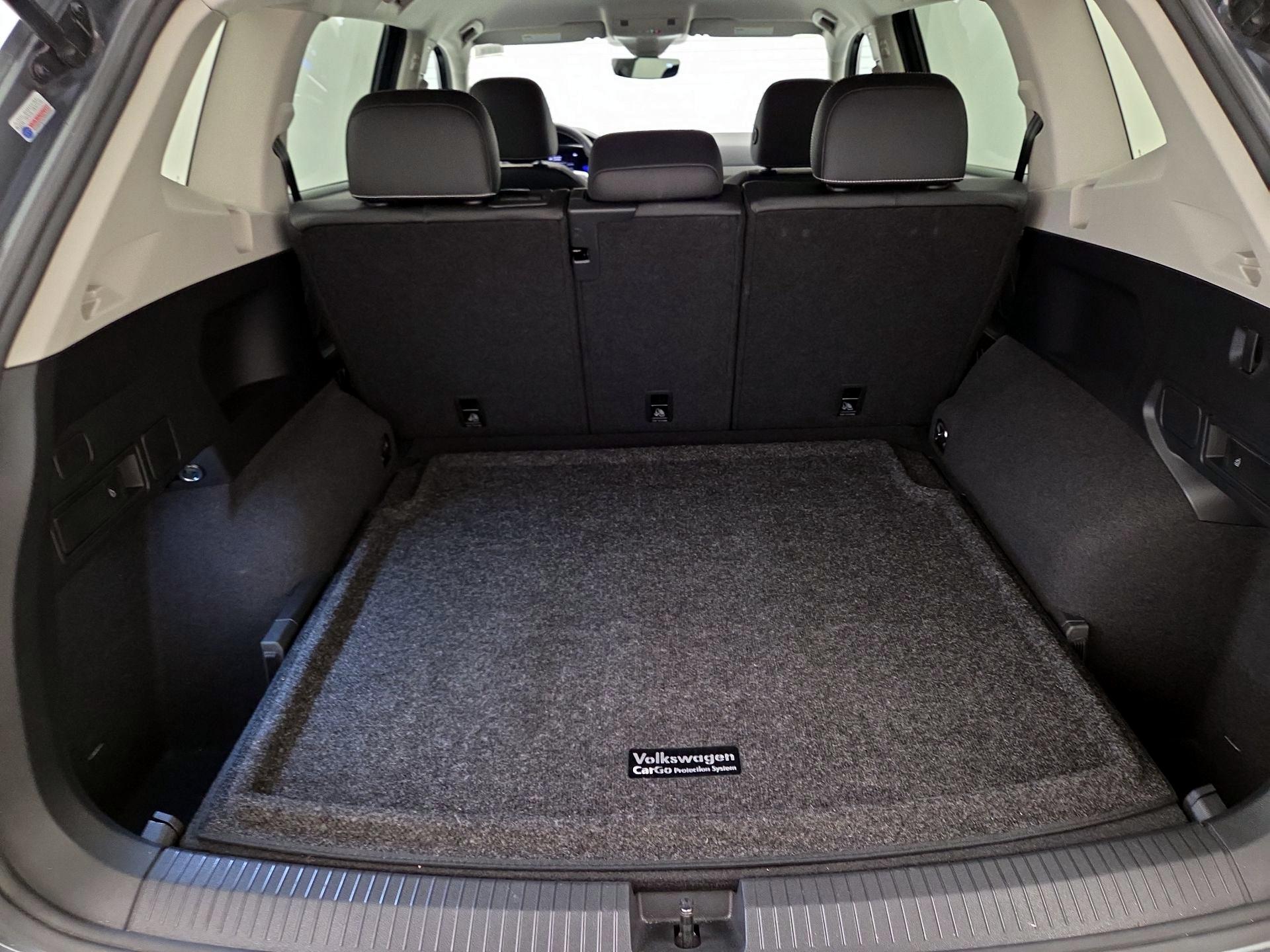 Thumbnail: 2023 Volkswagen Tiguan - 20