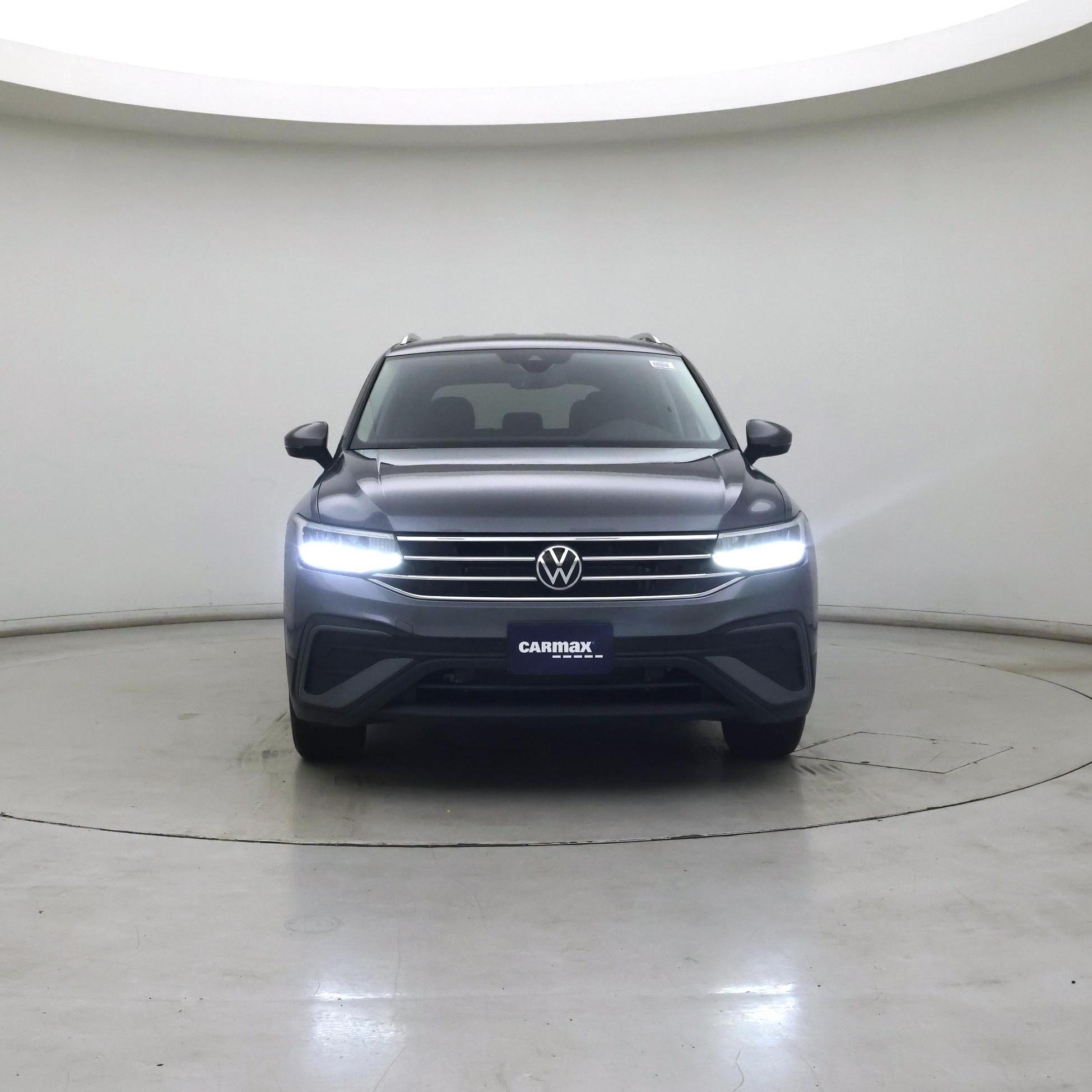 Thumbnail: 2023 Volkswagen Tiguan - 5