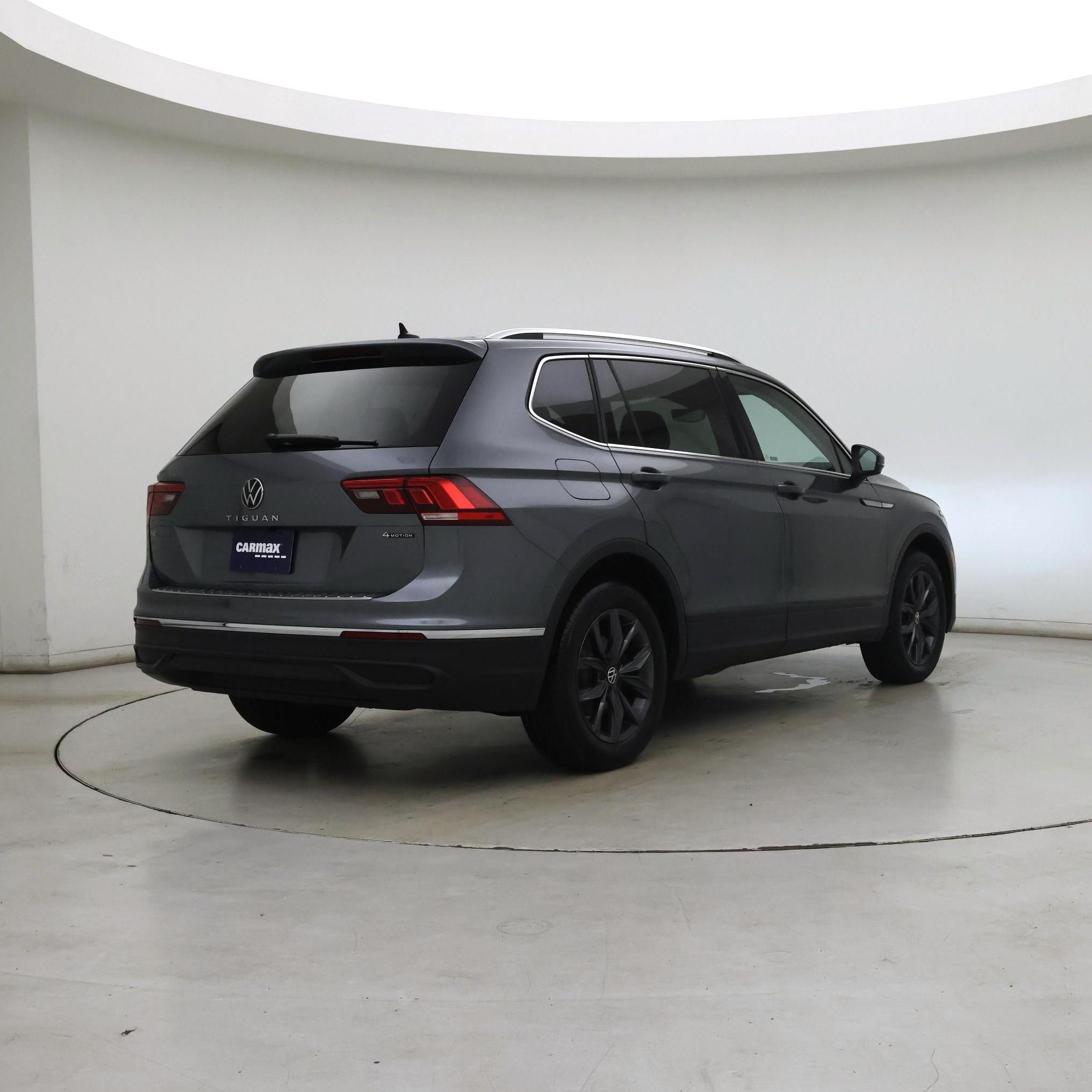 Thumbnail: 2023 Volkswagen Tiguan - 8