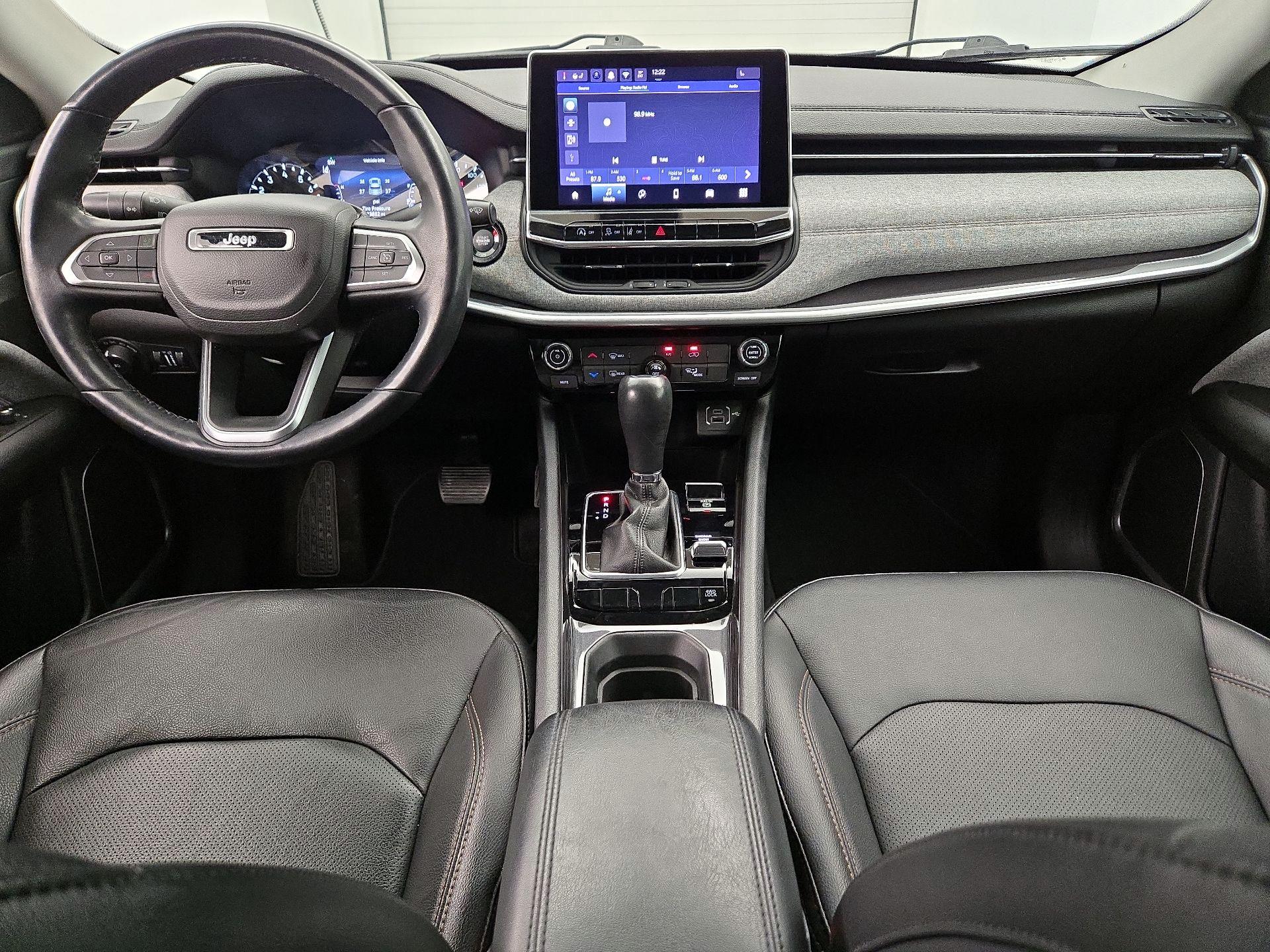 Thumbnail: 2022 Jeep Compass - 9