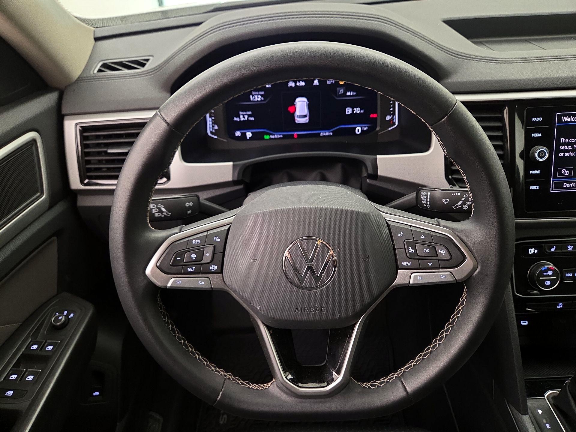 Thumbnail: 2023 Volkswagen Atlas - 10