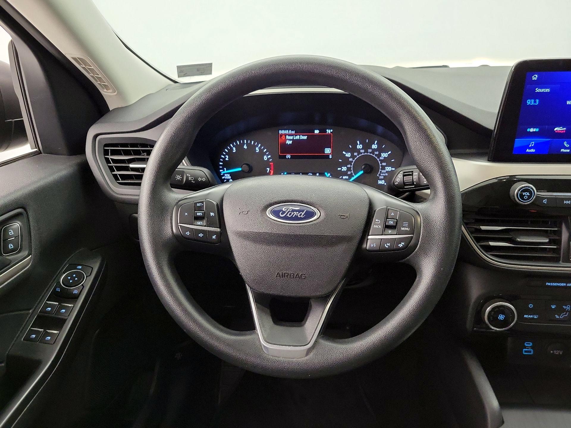 Thumbnail: 2022 Ford Escape - 10