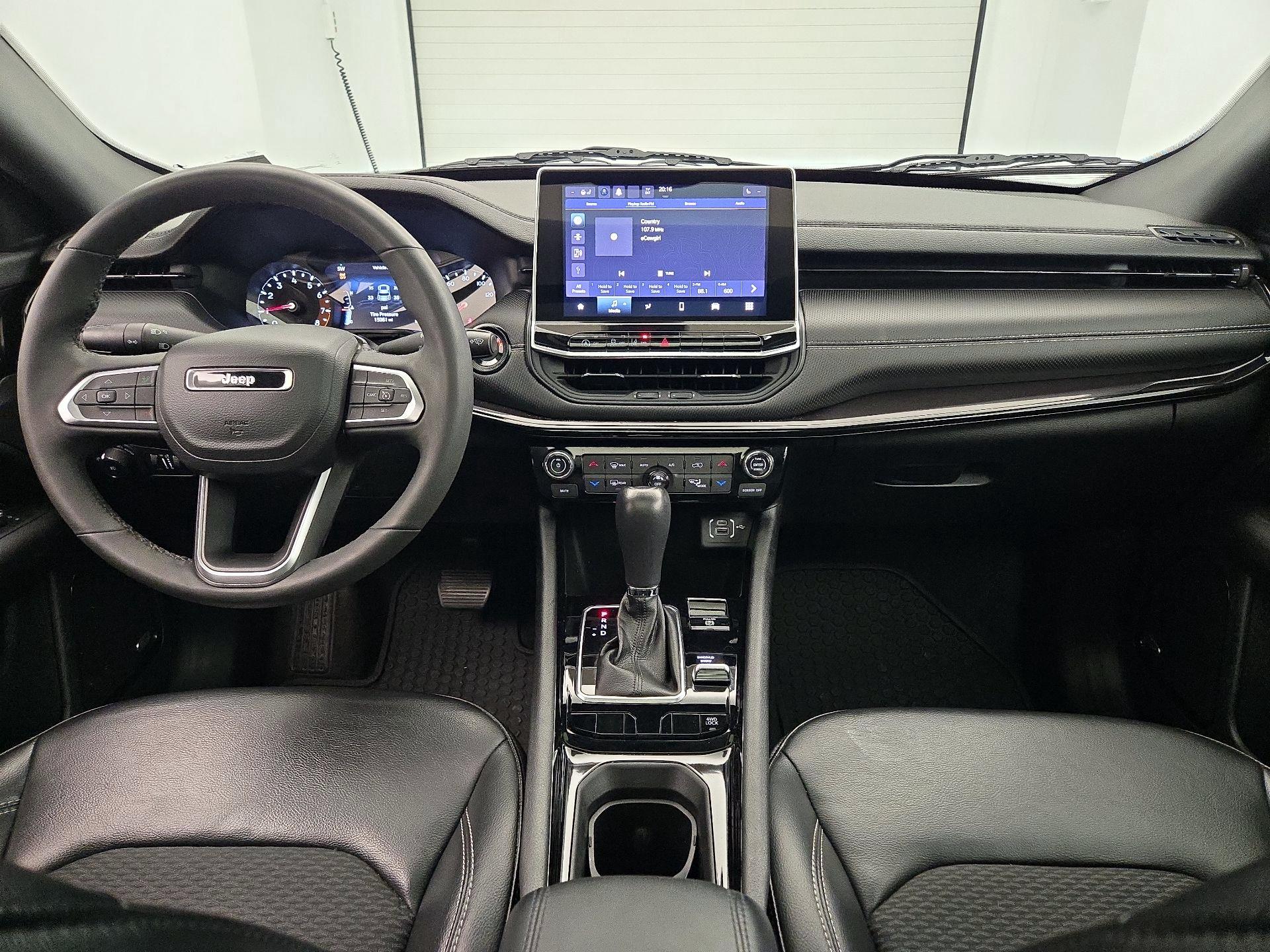 Thumbnail: 2023 Jeep Compass - 9