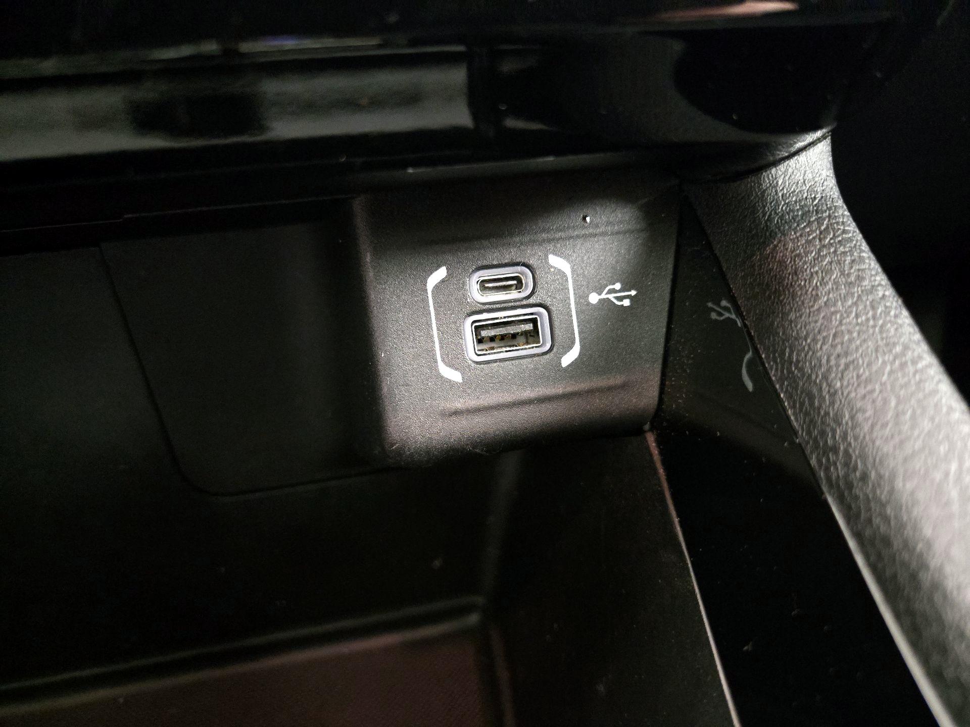 Thumbnail: 2023 Jeep Compass - 18