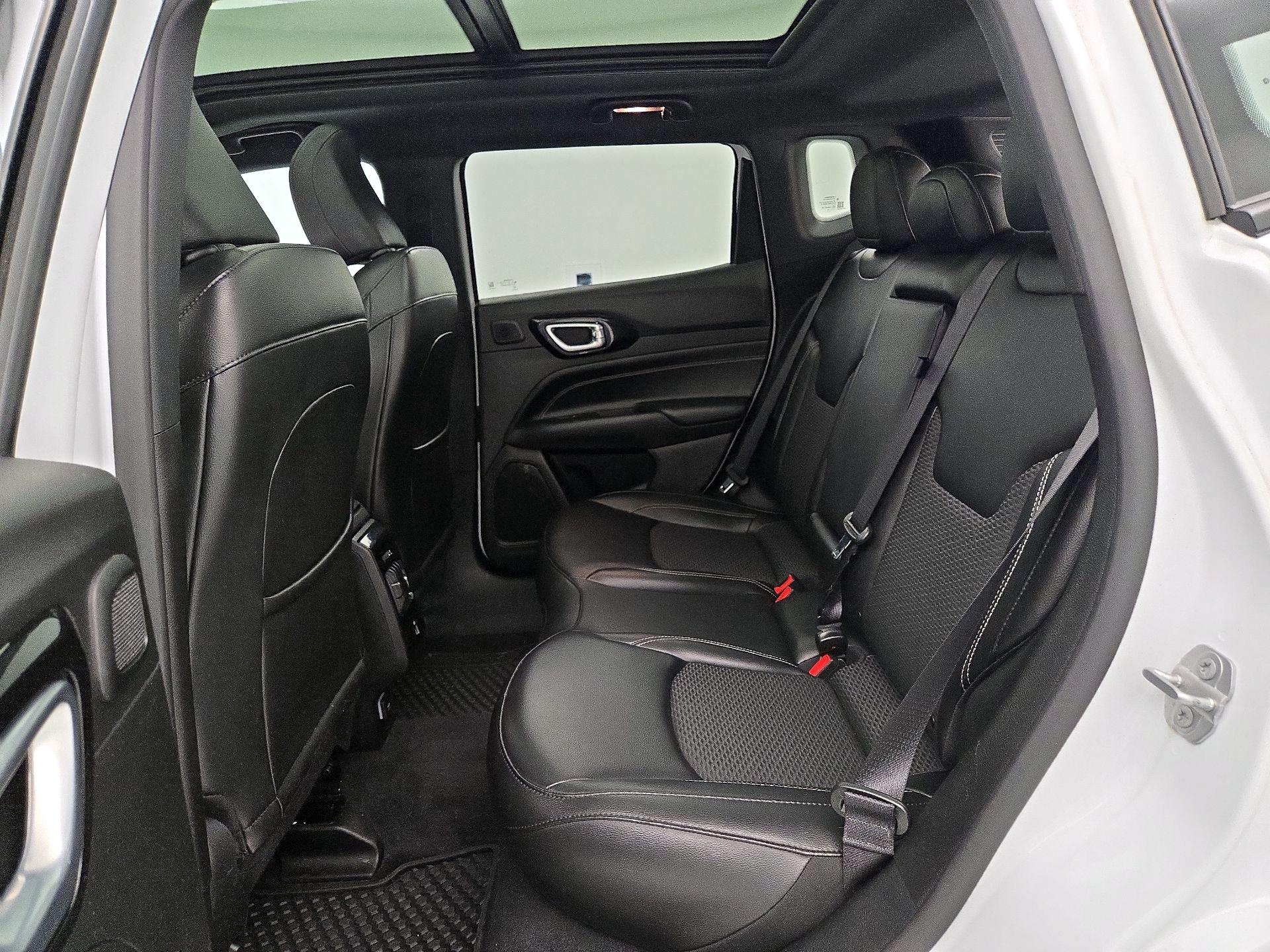 Thumbnail: 2023 Jeep Compass - 20