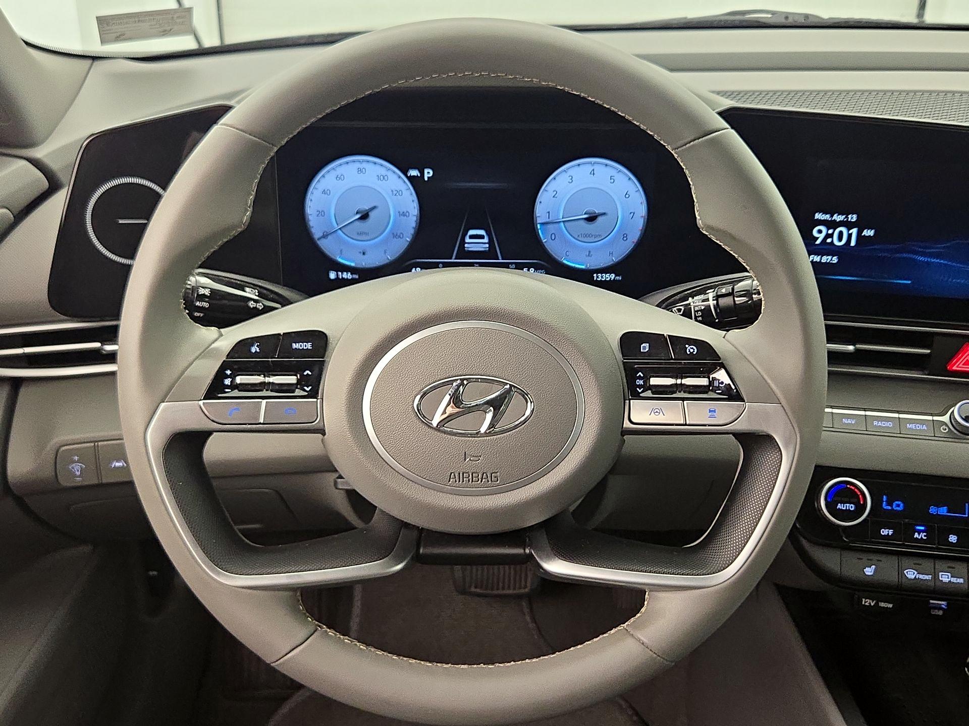 Thumbnail: 2023 Hyundai Elantra - 10