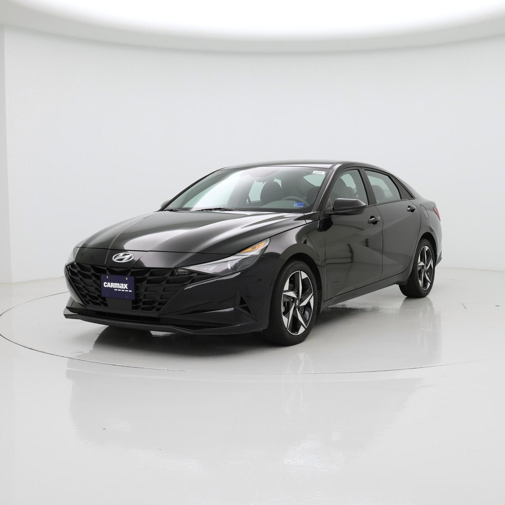 Thumbnail: 2023 Hyundai Elantra - 4
