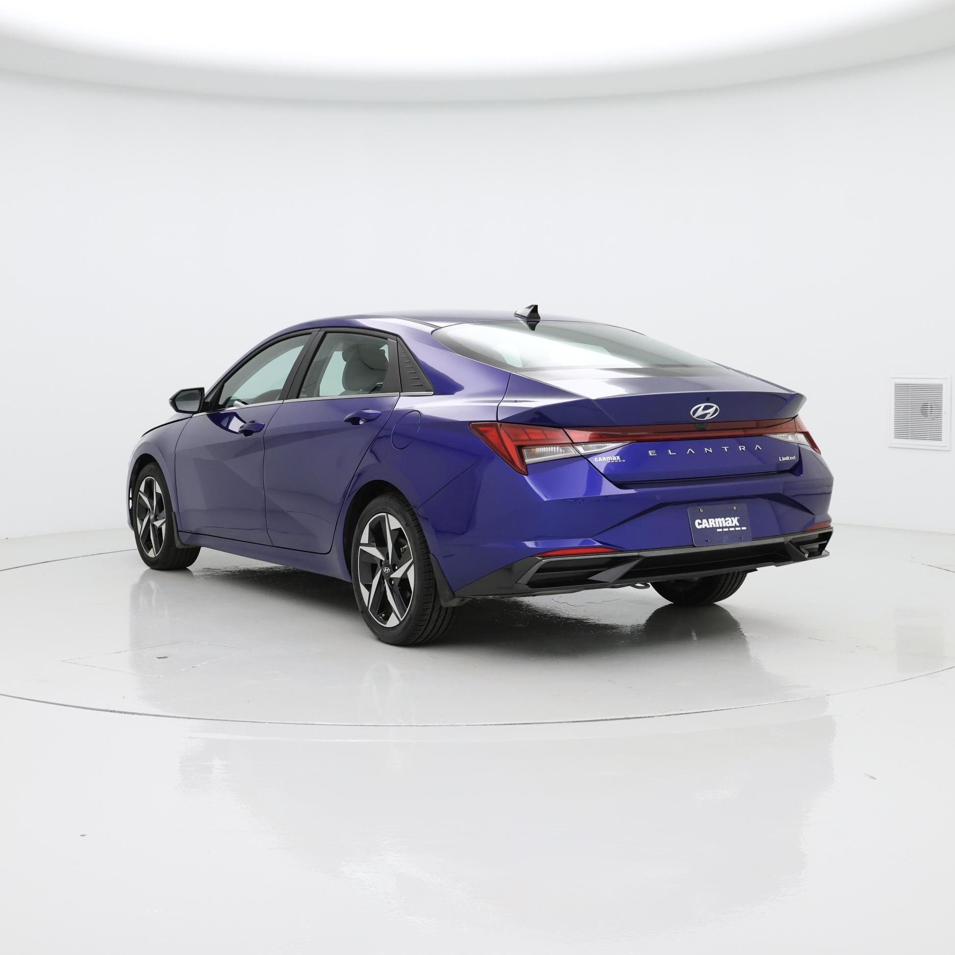 Thumbnail: 2023 Hyundai Elantra - 2