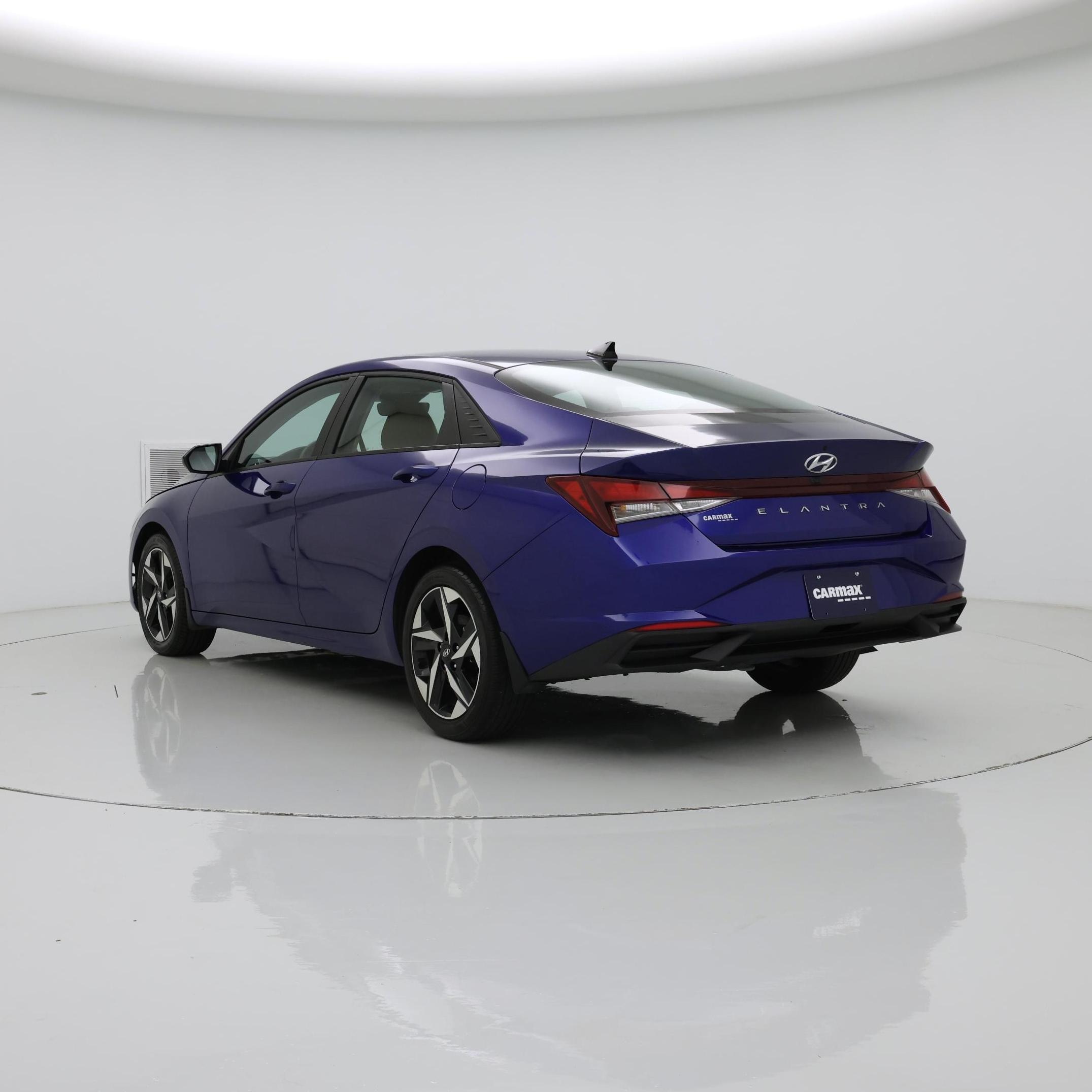 Thumbnail: 2023 Hyundai Elantra - 2