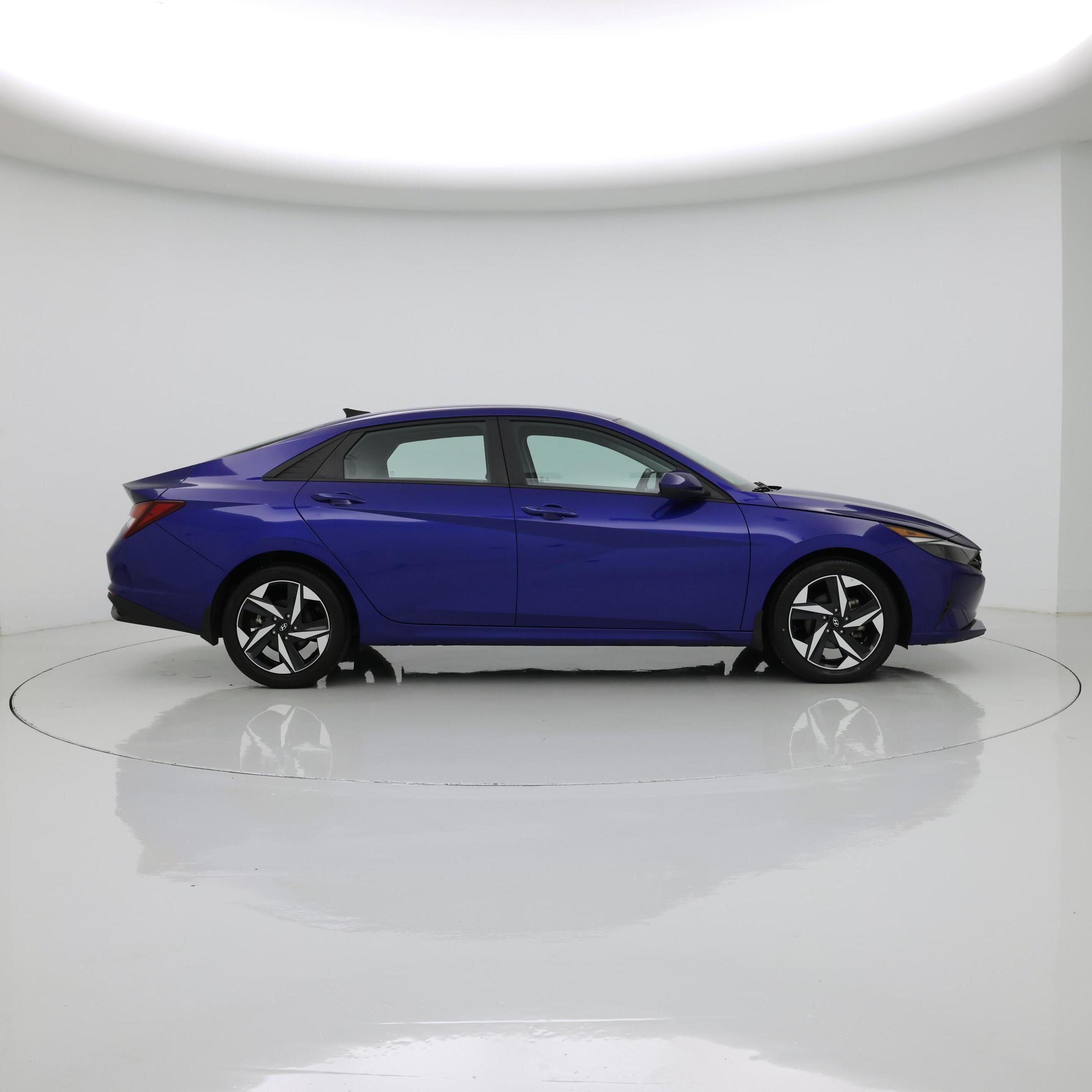 Thumbnail: 2023 Hyundai Elantra - 7
