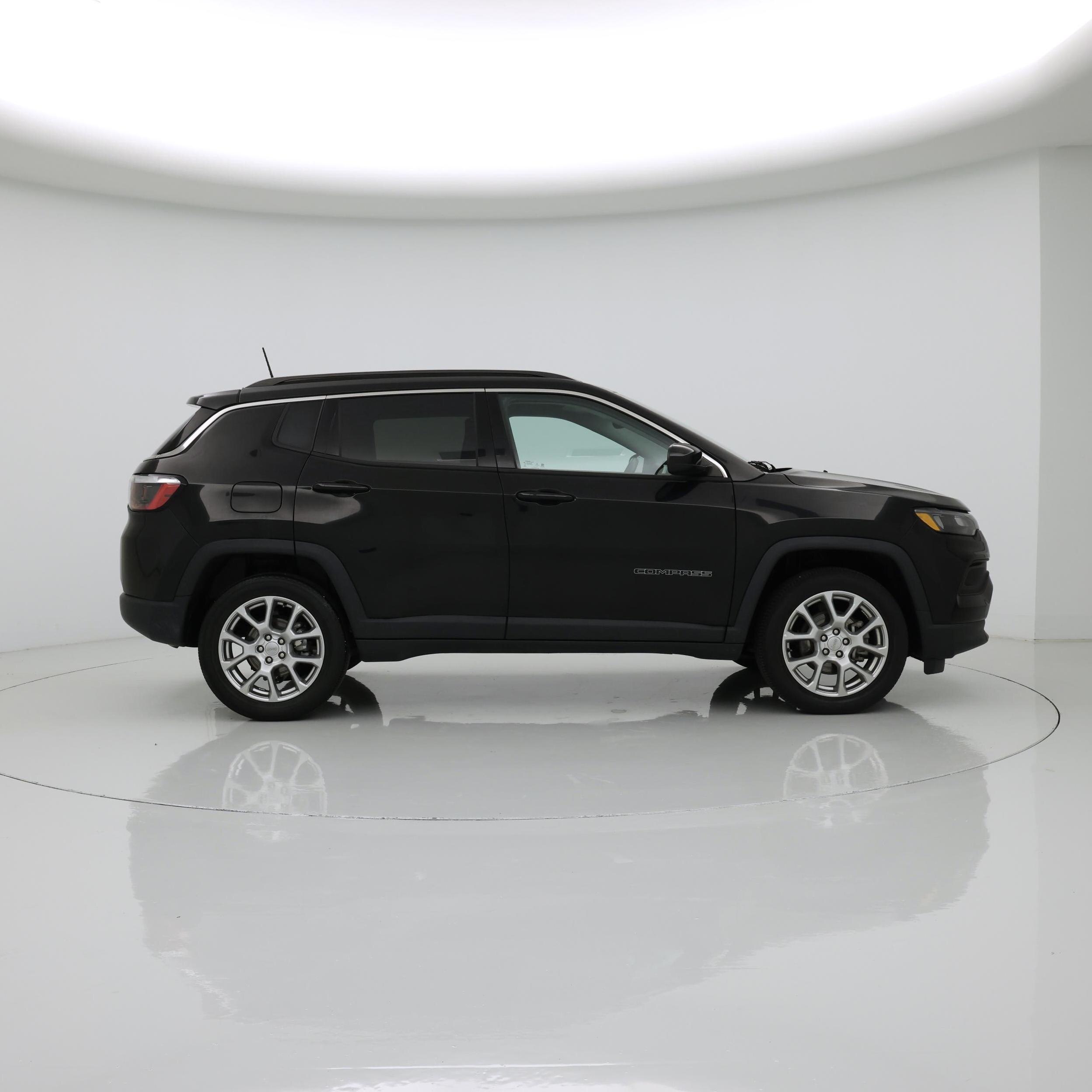 Thumbnail: 2022 Jeep Compass - 7