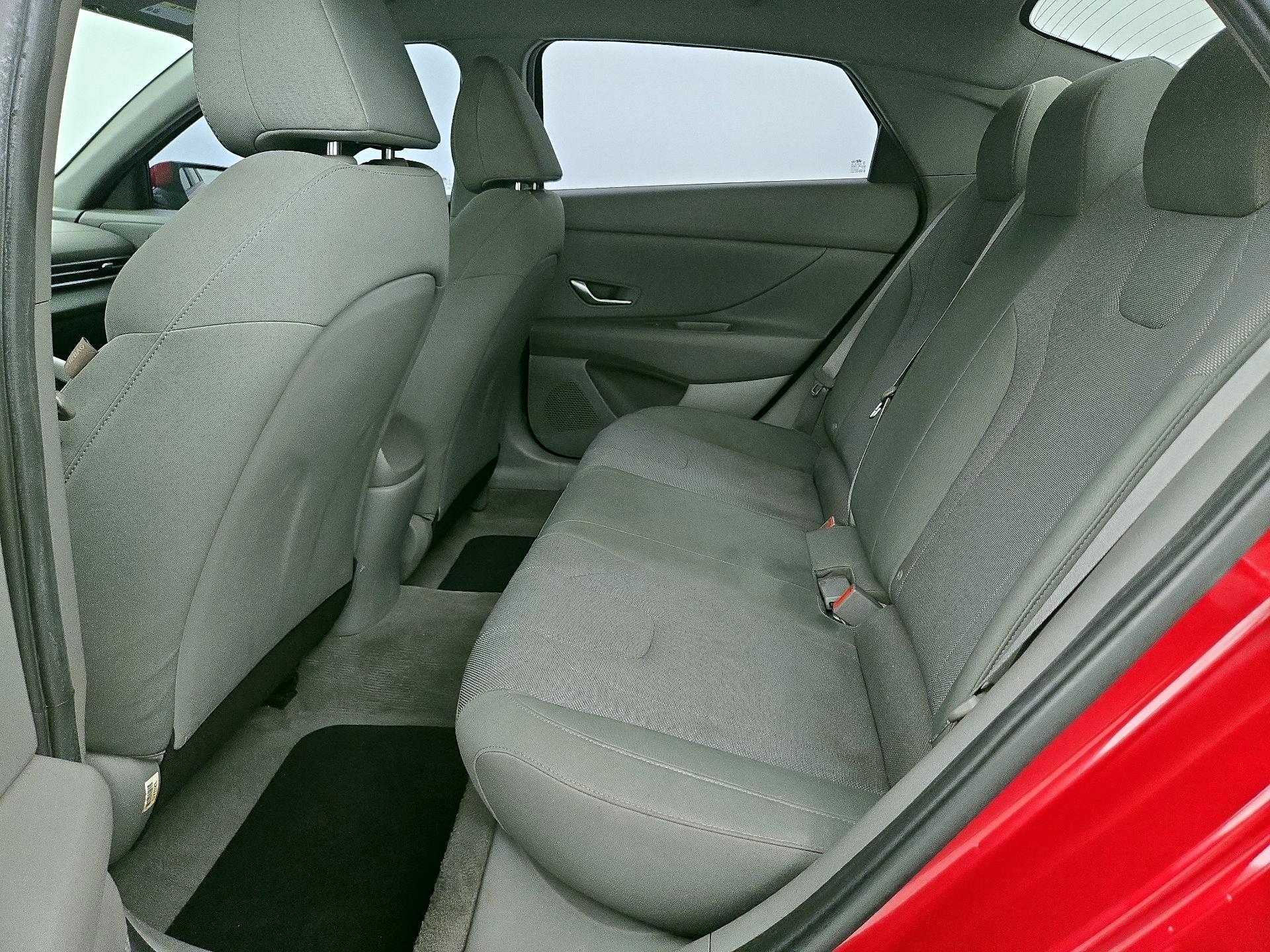 Thumbnail: 2021 Hyundai Elantra - 19