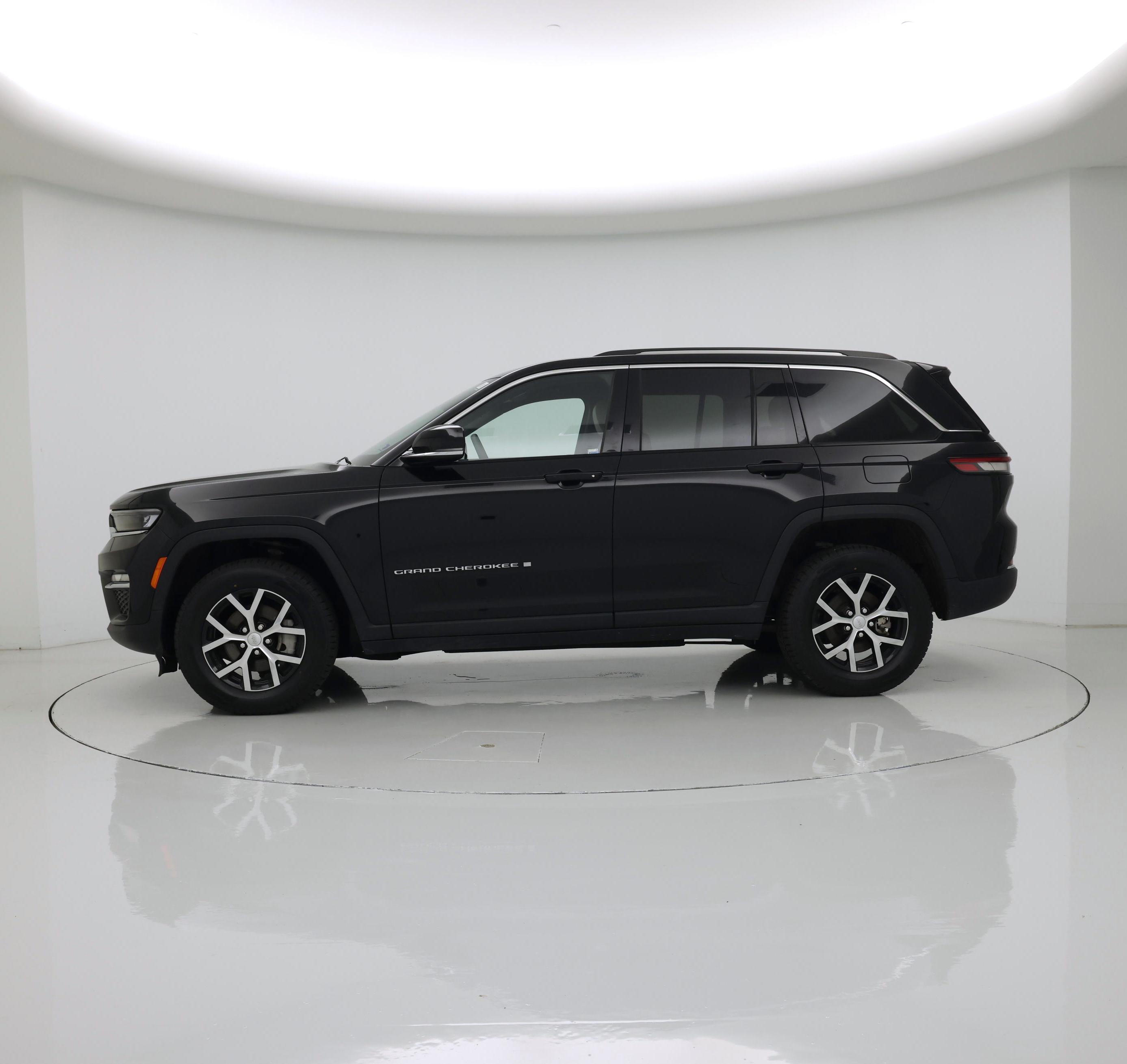 Thumbnail: 2023 Jeep Grand Cherokee - 3
