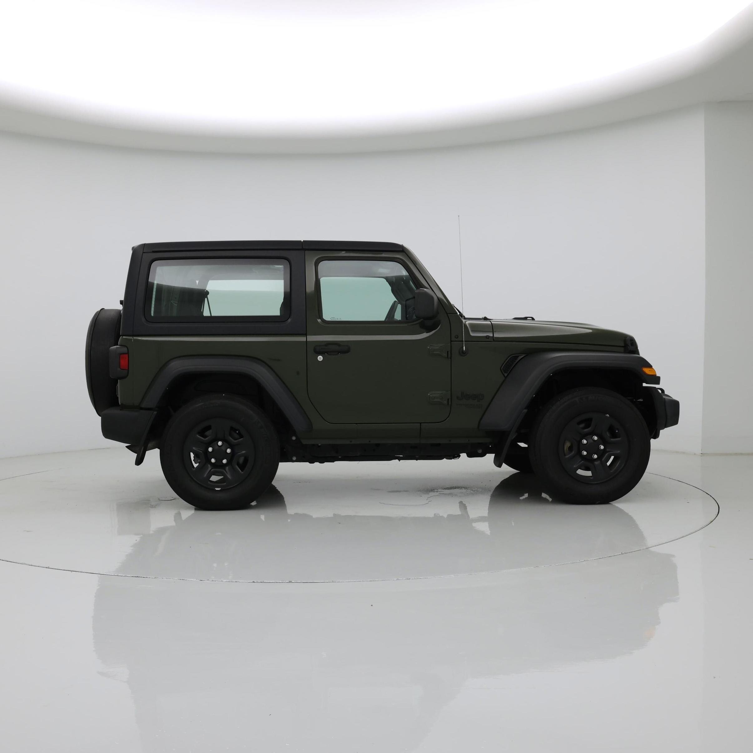 Thumbnail: 2021 Jeep Wrangler - 7