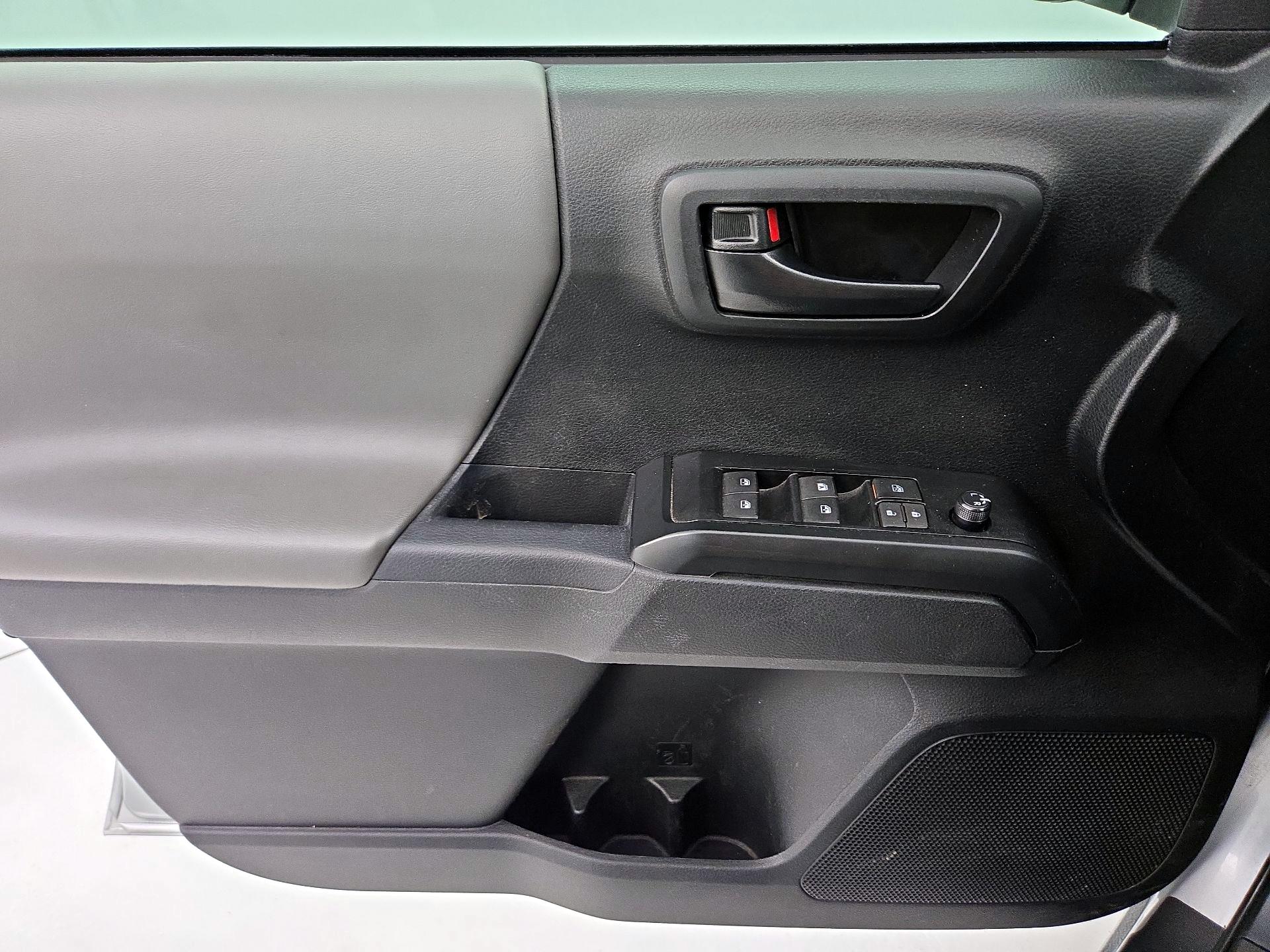 Thumbnail: 2023 Toyota Tacoma - 12