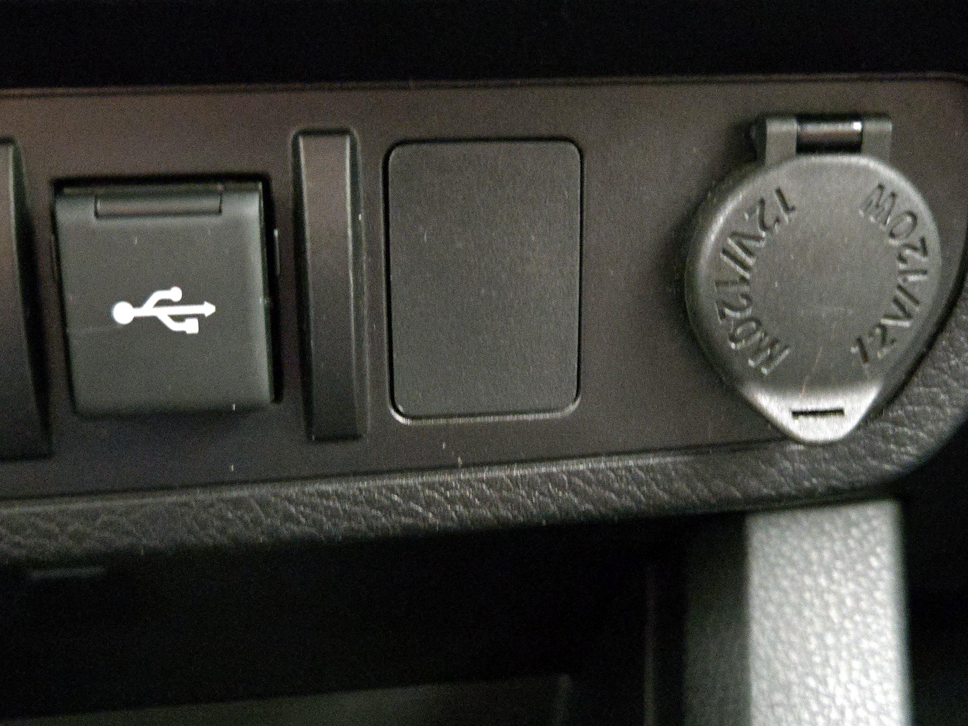 Thumbnail: 2023 Toyota Tacoma - 18