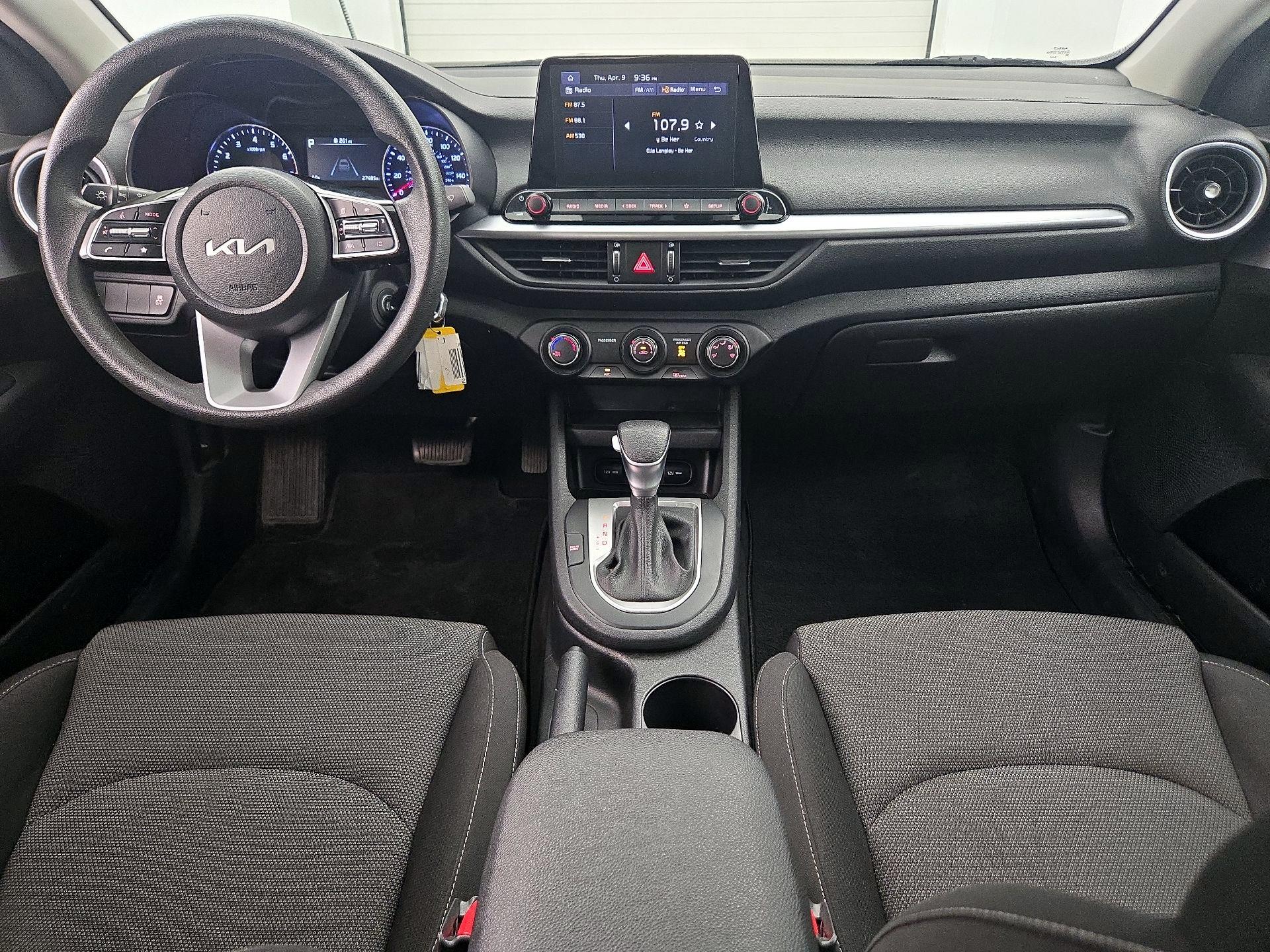 Thumbnail: 2023 Kia Forte - 9