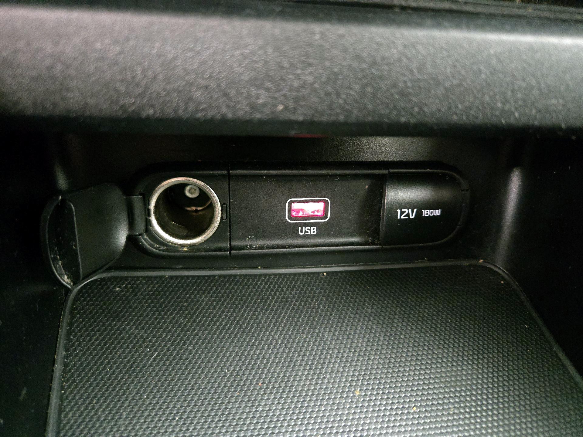 Thumbnail: 2023 Kia Forte - 18