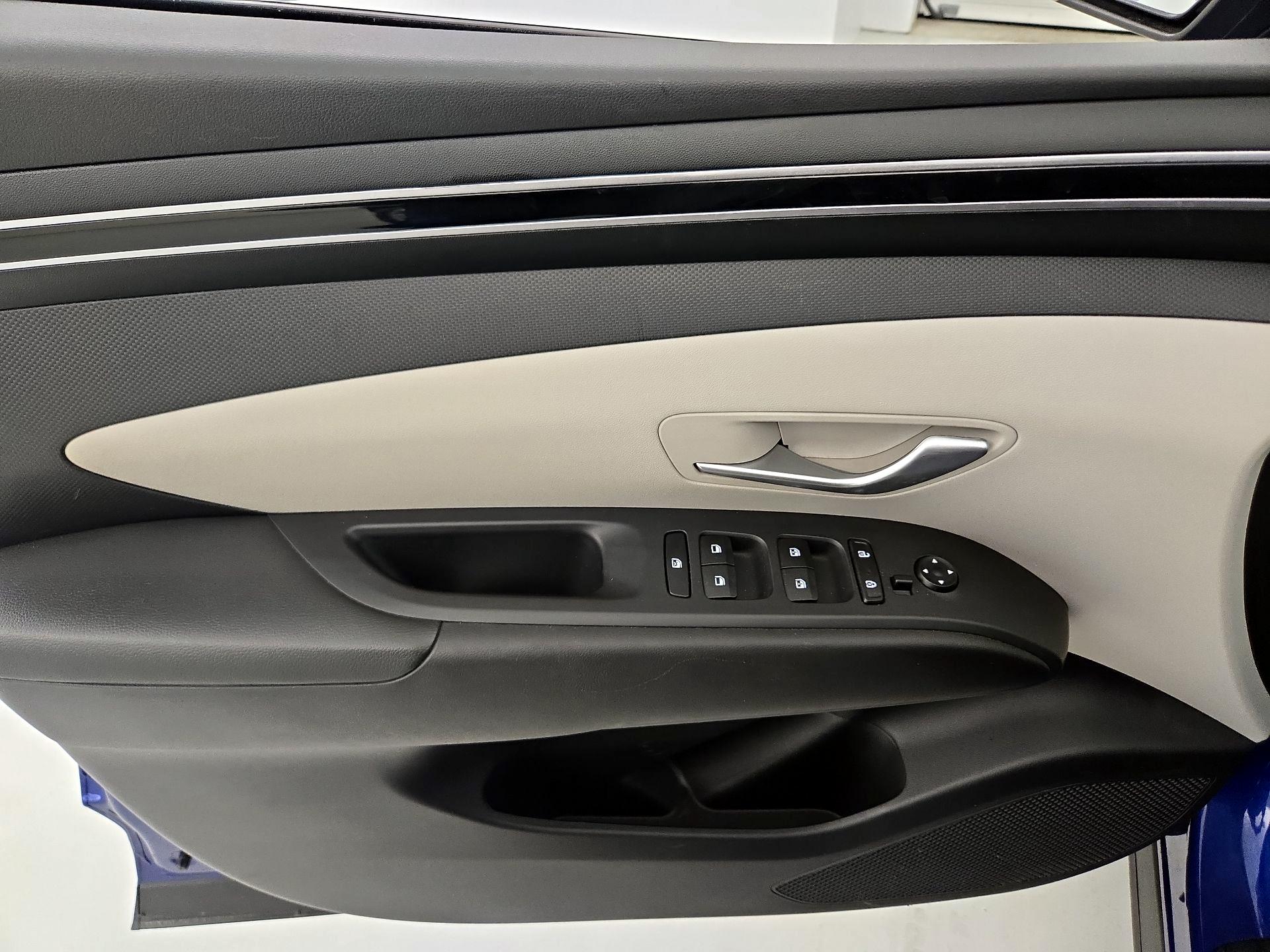 Thumbnail: 2023 Hyundai Tucson - 12
