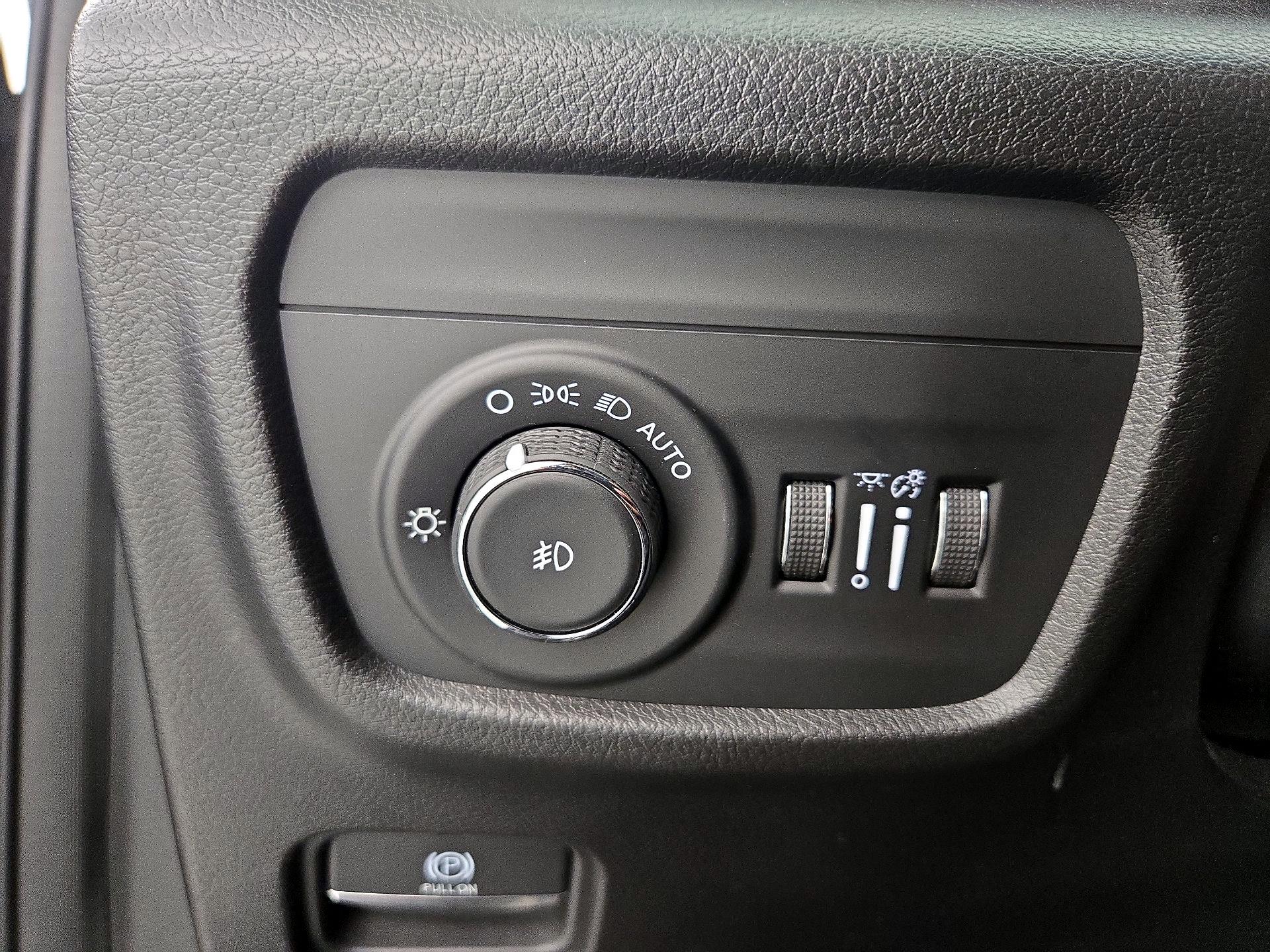 Thumbnail: 2022 Jeep Grand Cherokee L - 13