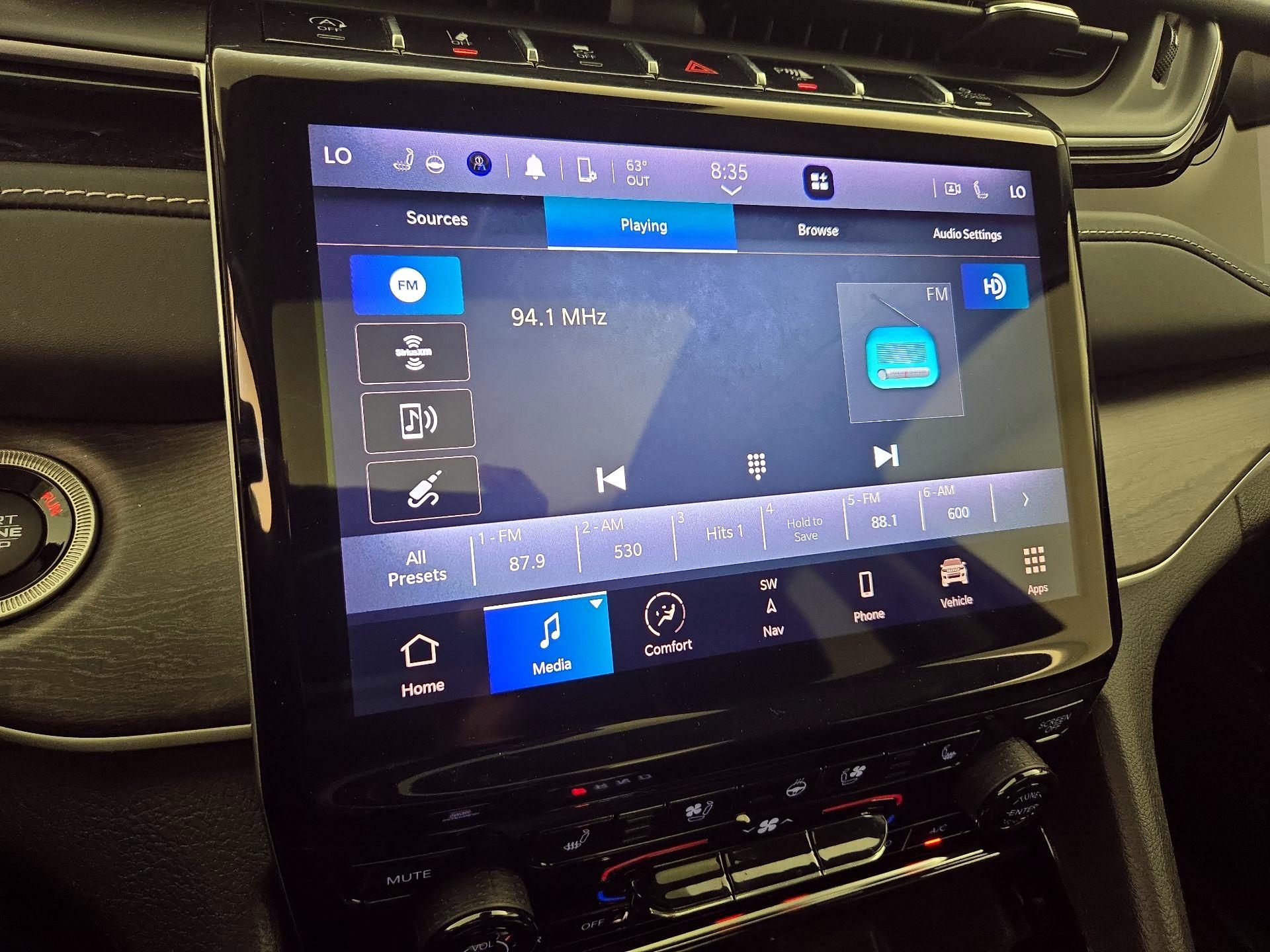 Thumbnail: 2022 Jeep Grand Cherokee L - 16