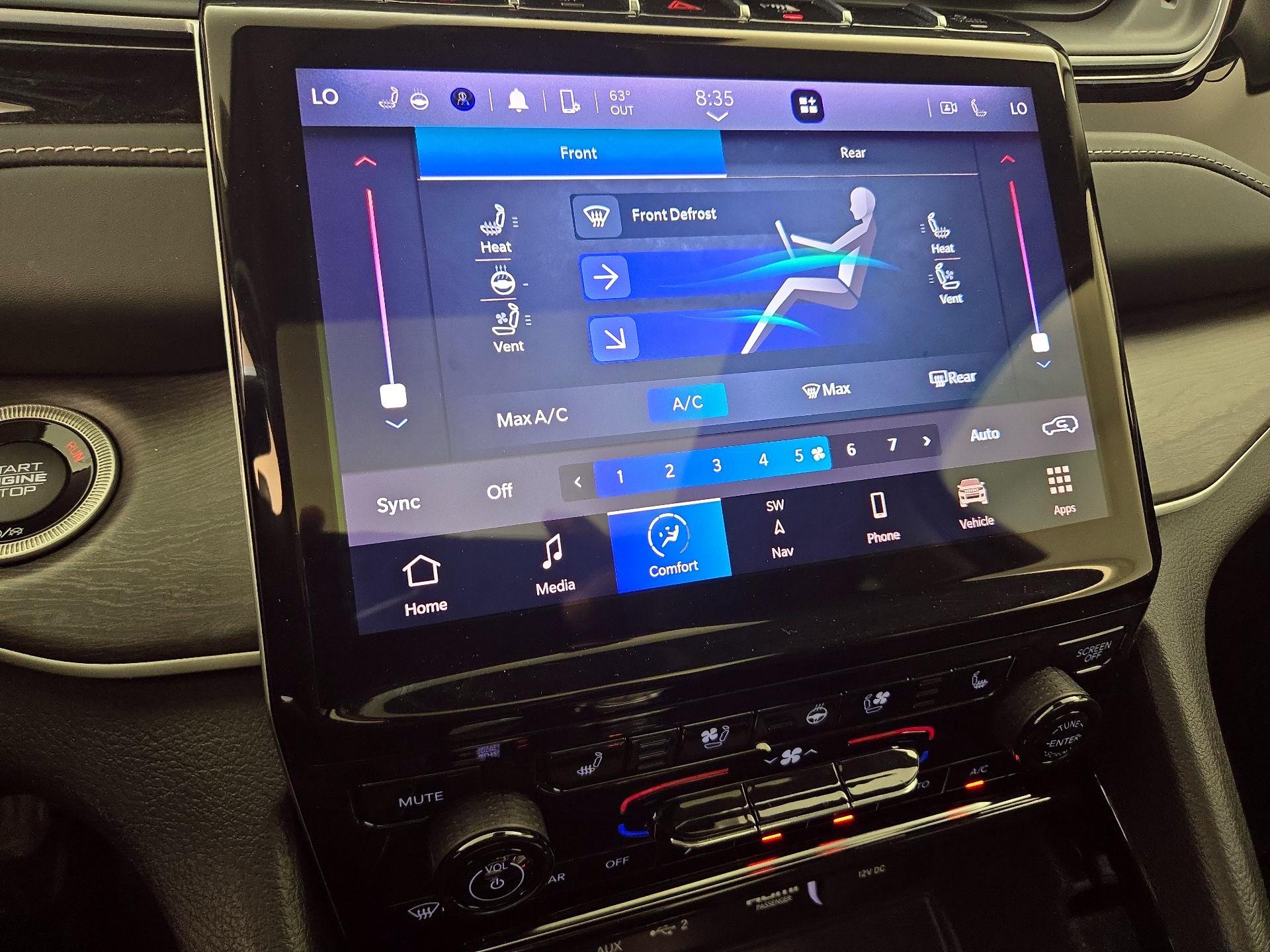 Thumbnail: 2022 Jeep Grand Cherokee L - 17