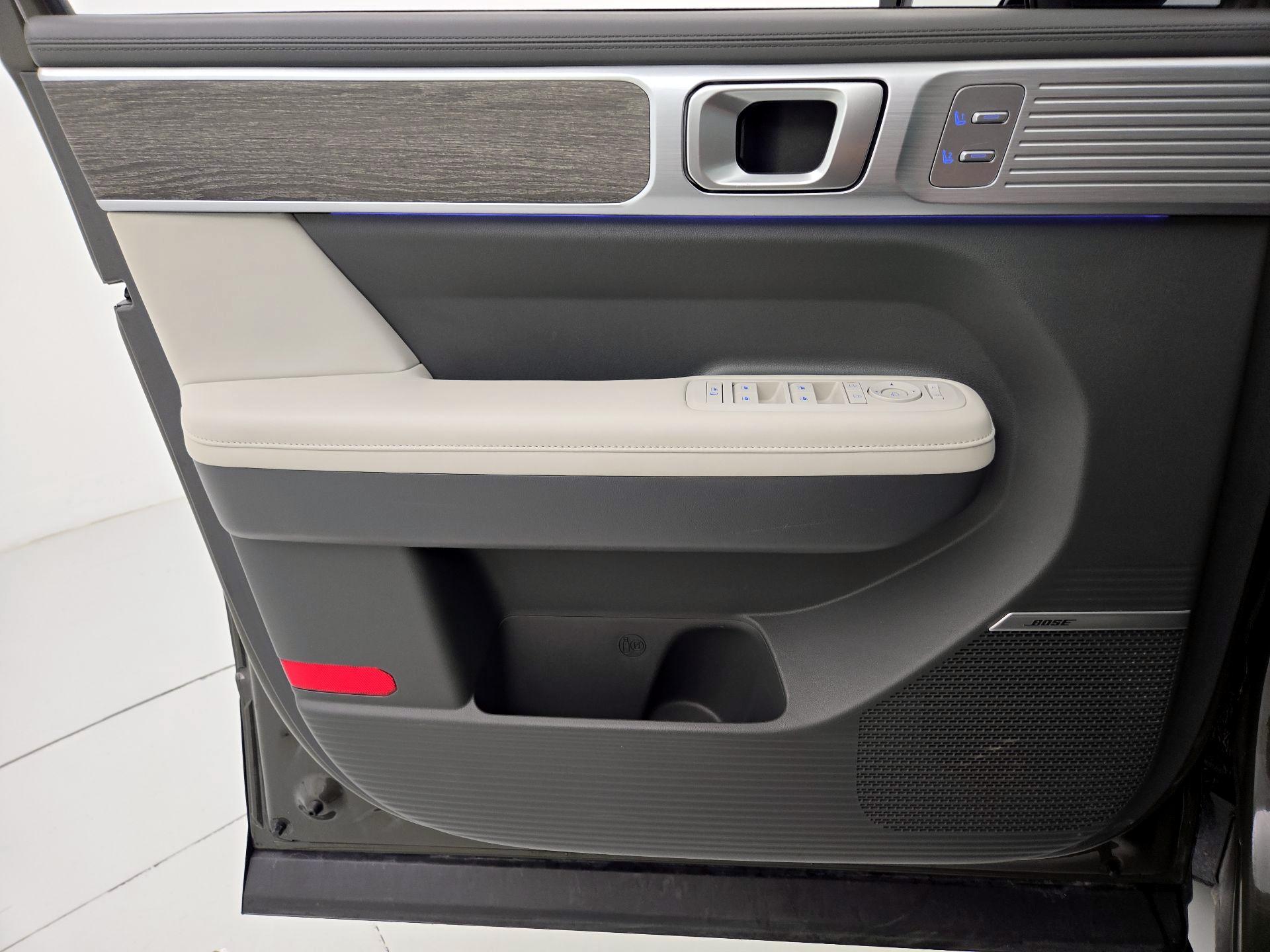 Thumbnail: 2024 Hyundai Santa Fe - 12