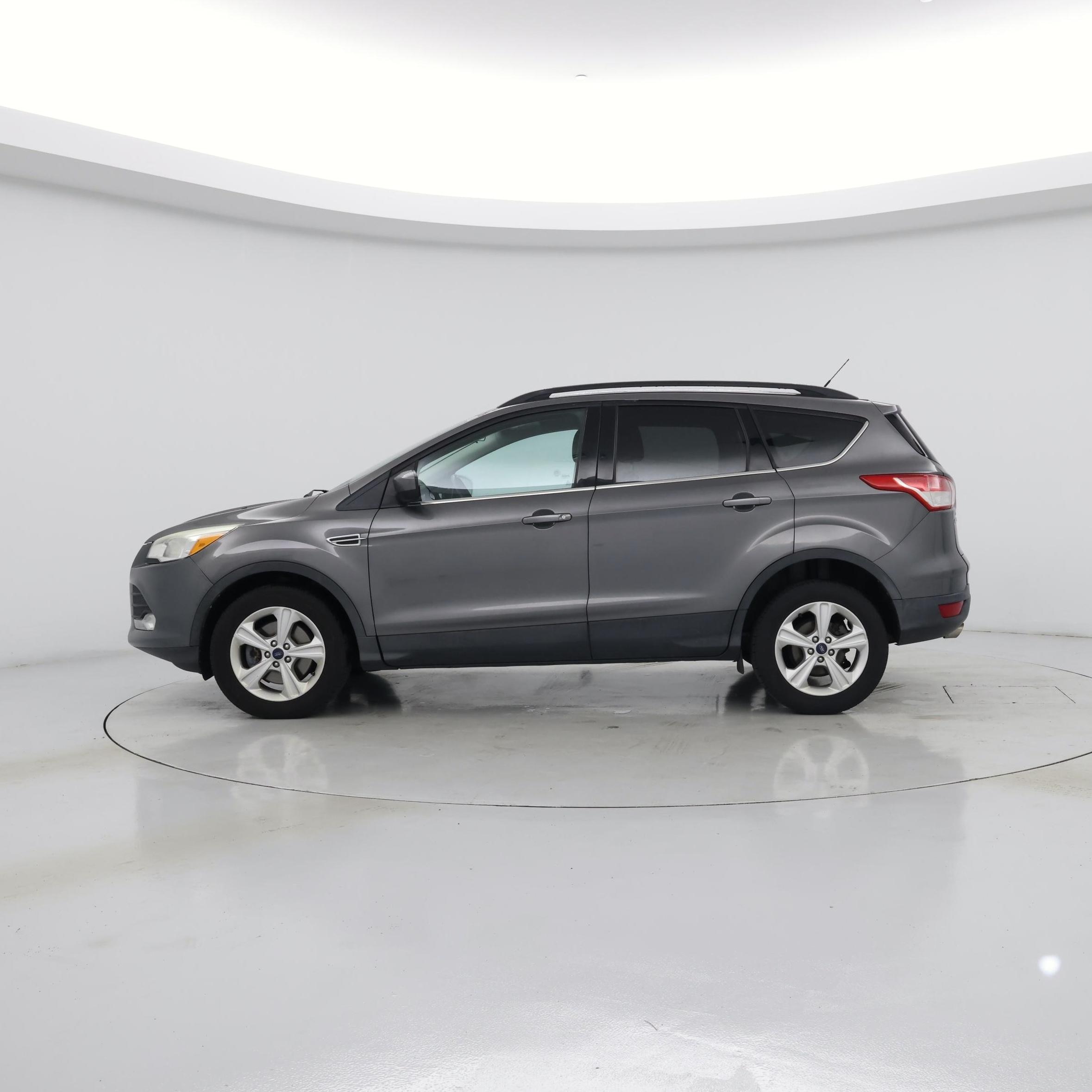 Thumbnail: 2014 Ford Escape - 3