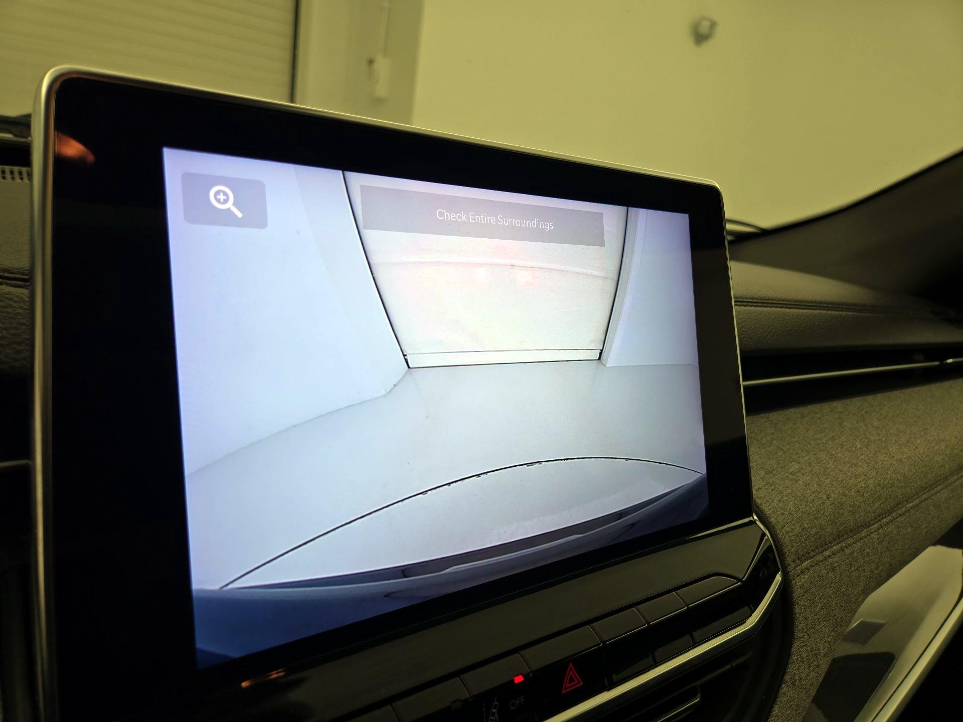 Thumbnail: 2023 Jeep Compass - 14