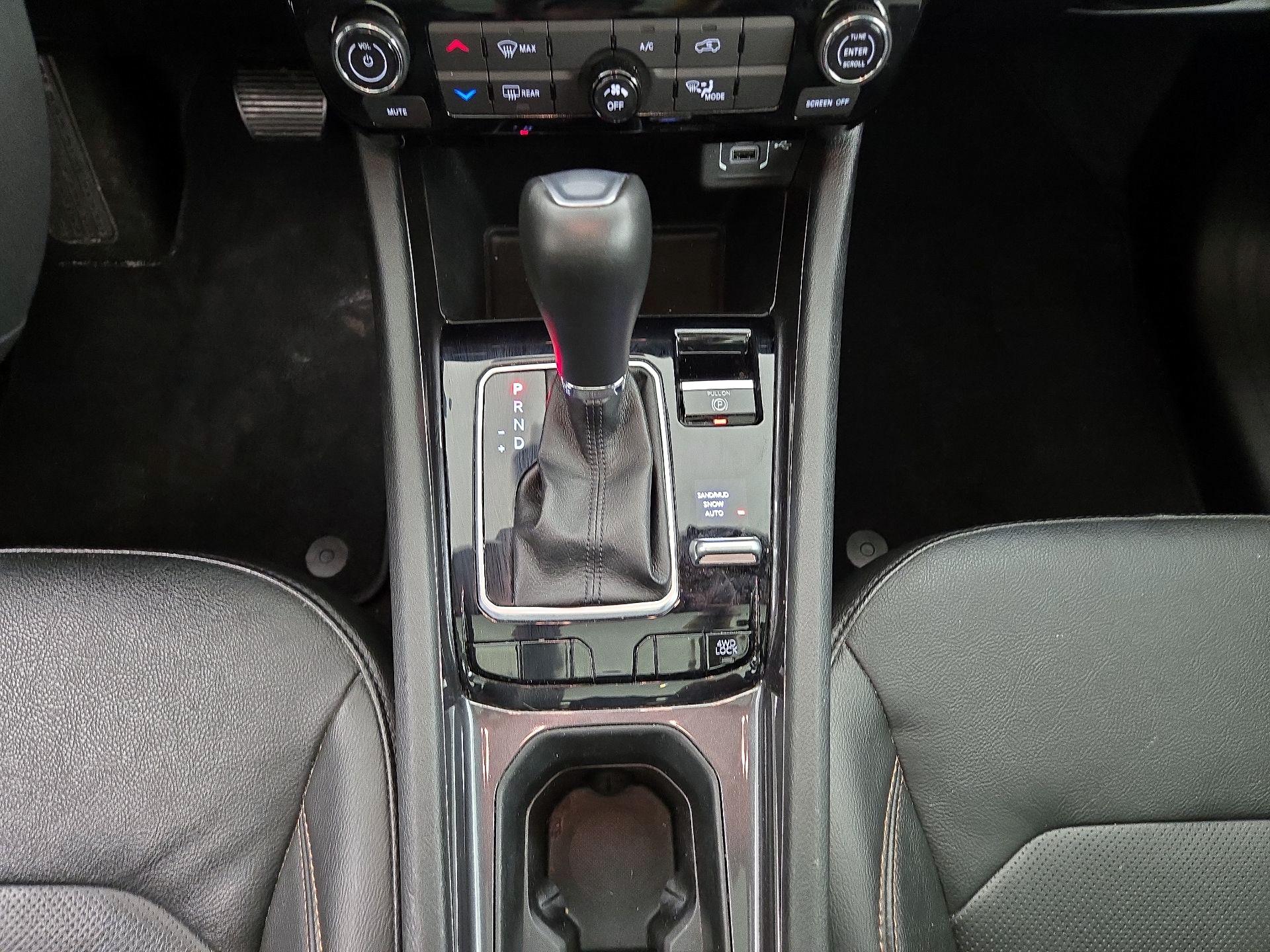 Thumbnail: 2023 Jeep Compass - 17